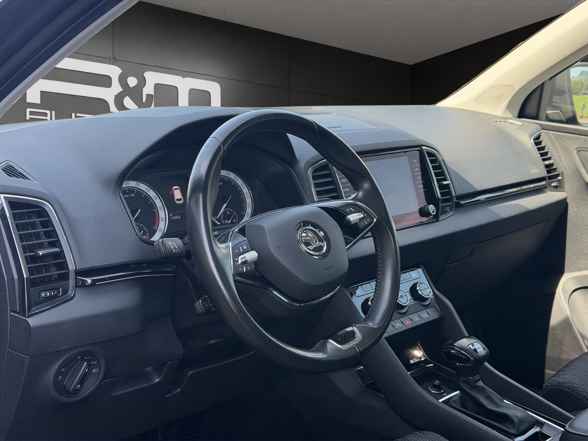 SKODA Karoq 2.0 TDI CR Style 4x4 DSG-image-7