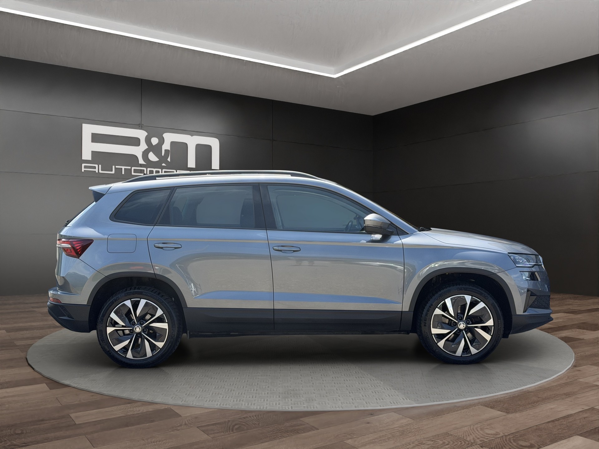 SKODA Karoq 2.0 TDI CR Style 4x4 DSG-image-3