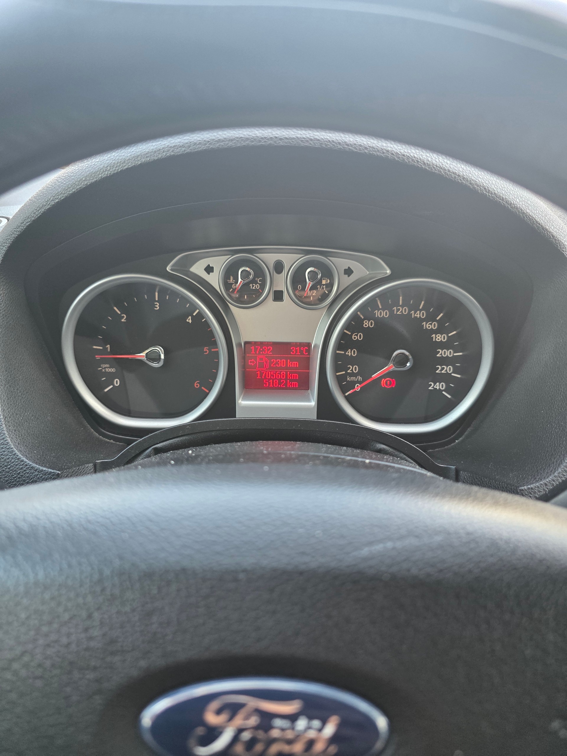 FORD Kuga 2.0 TDCi Carving 4WD-image-8