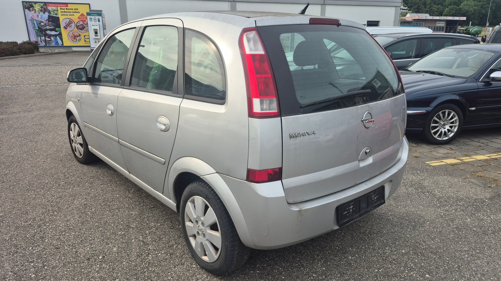 OPEL Meriva 1.6i 16V Essentia-image-6