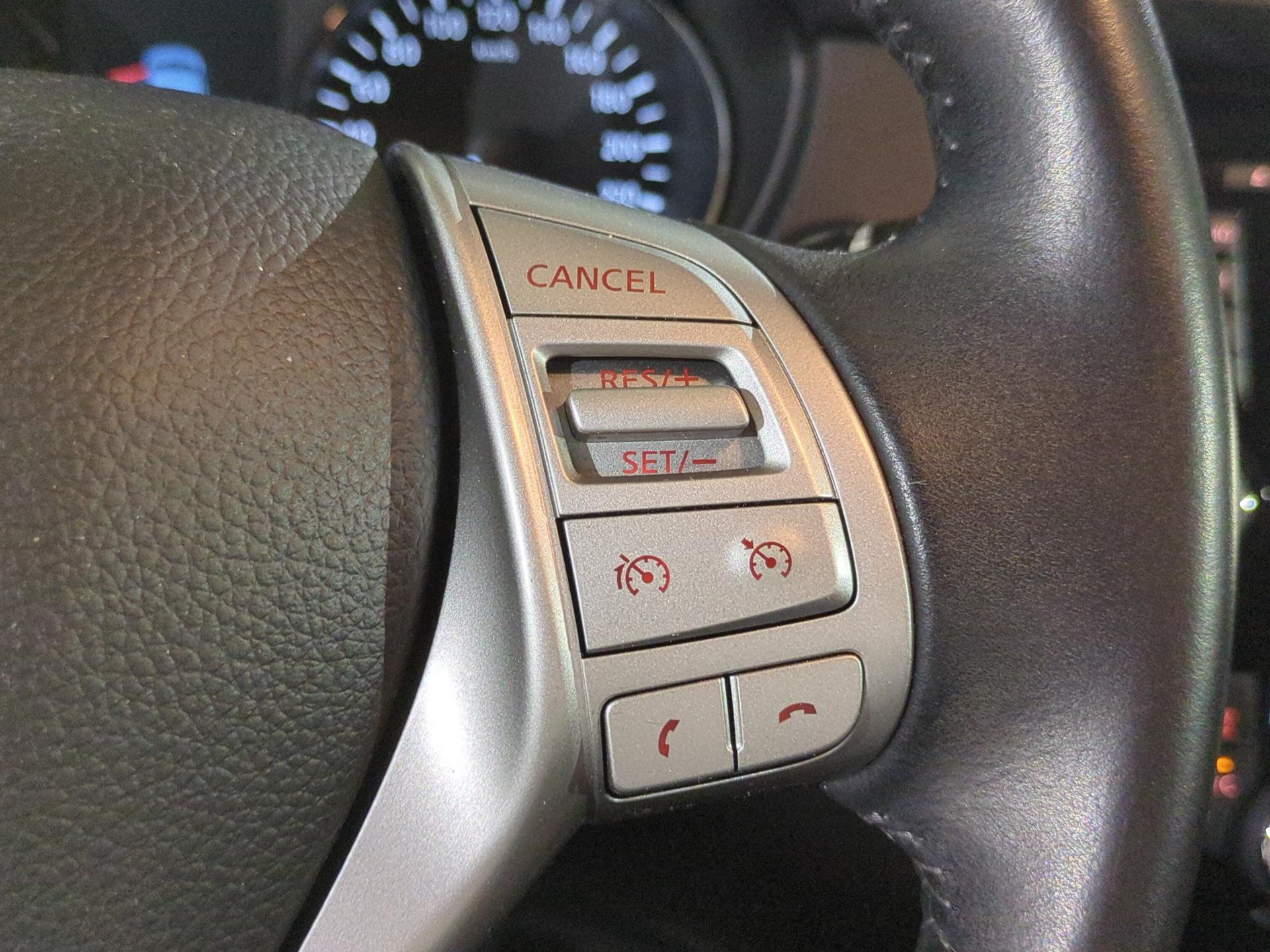 NISSAN Qashqai 1.6 dCi tekna Xtronic CVT-image-22