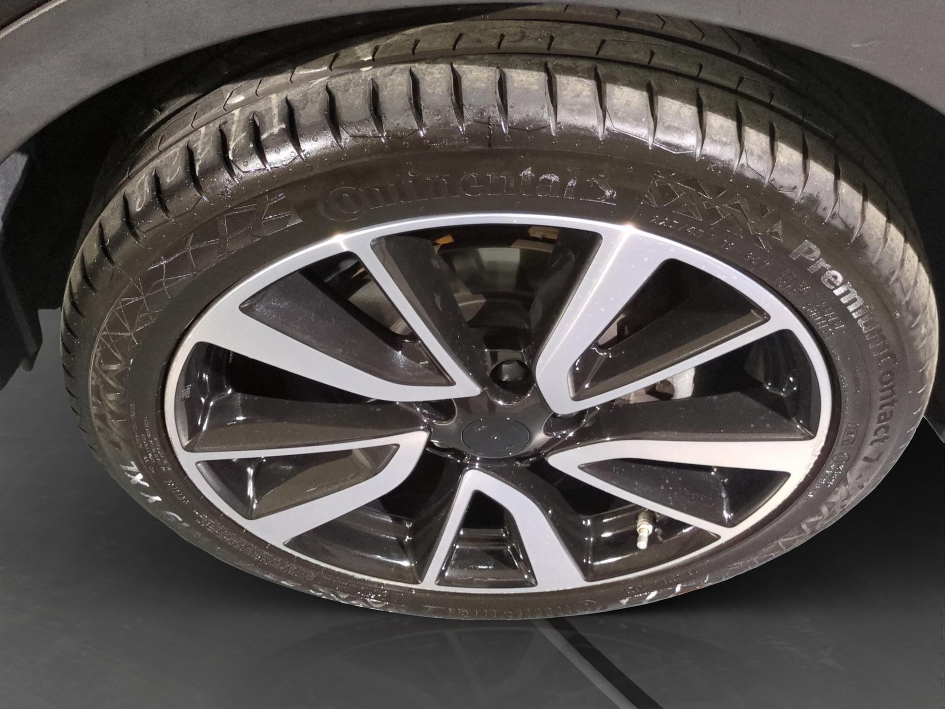 NISSAN Qashqai 1.6 dCi tekna Xtronic CVT-image-17