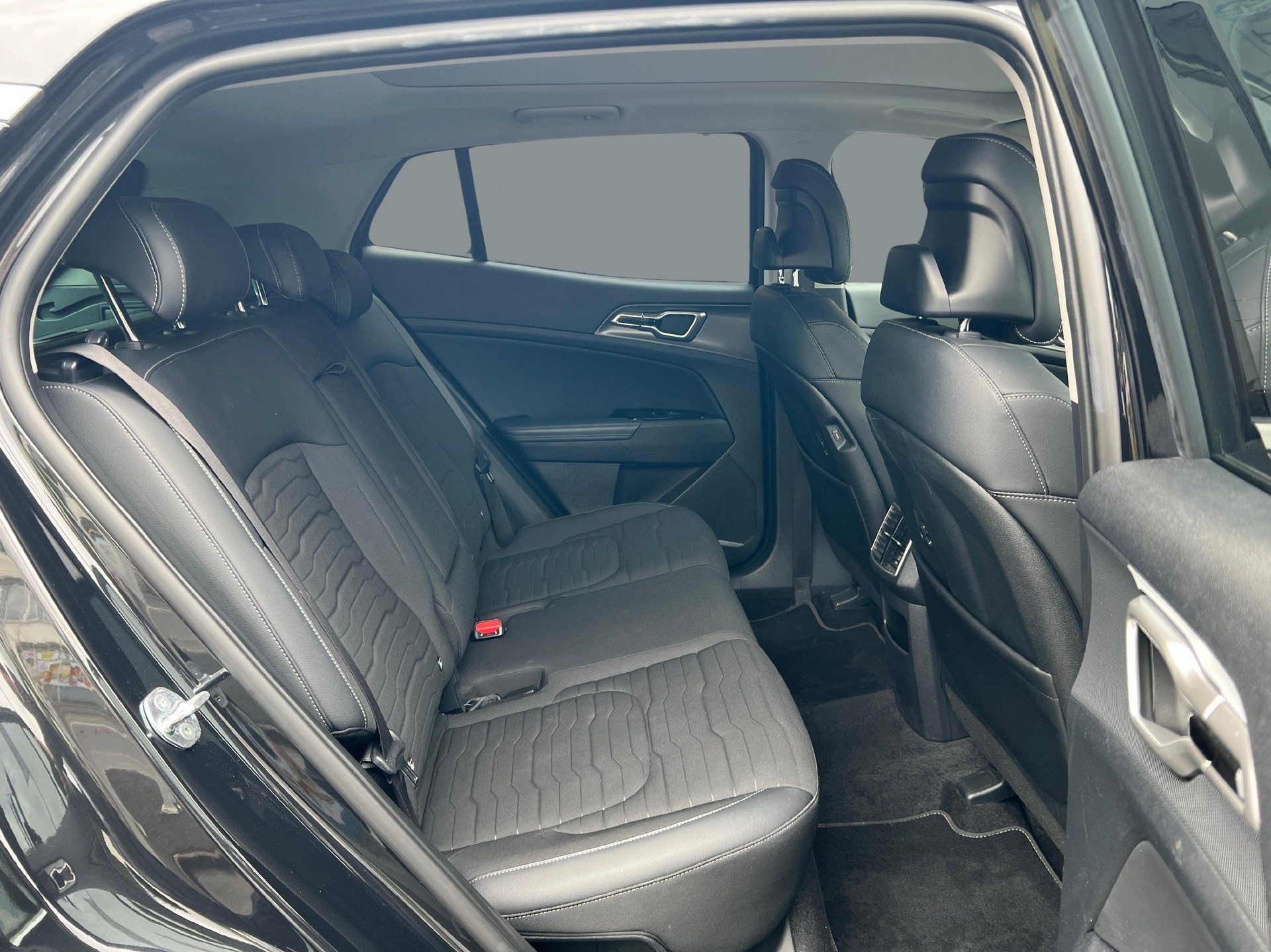 KIA Sportage 1.6 T-GDi Style-image-10