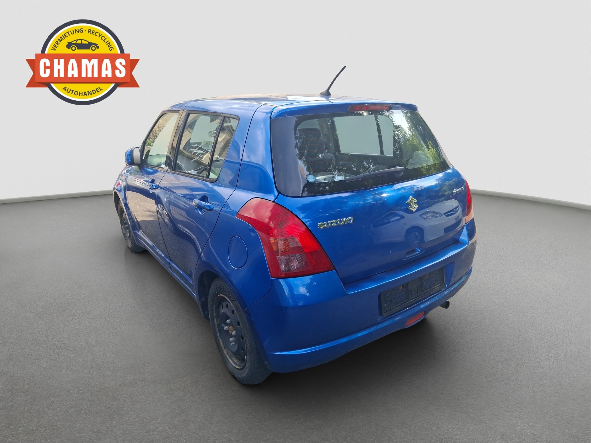 SUZUKI Swift 1.3i 16V GL-image-6