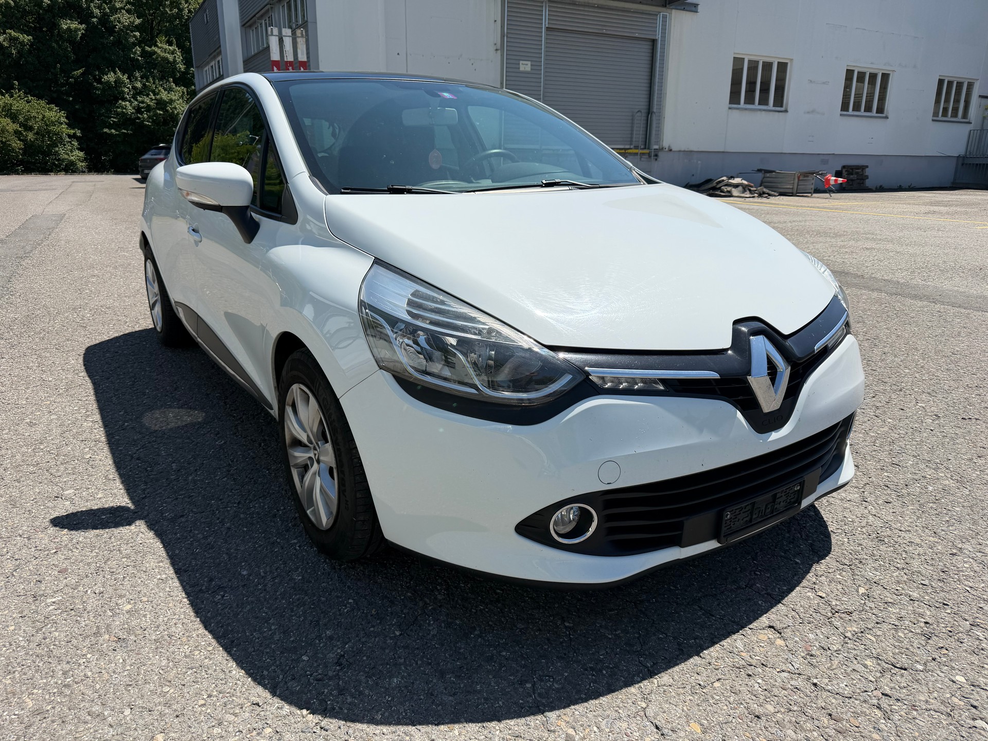 RENAULT Clio 0.9 12V Dynamique-image-4