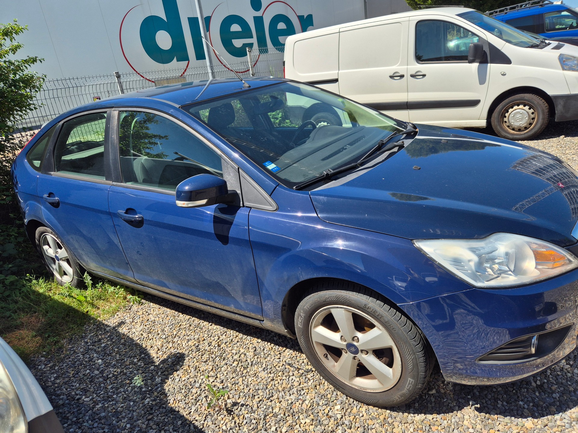 FORD Focus 1.6i VCT Carving-image-1