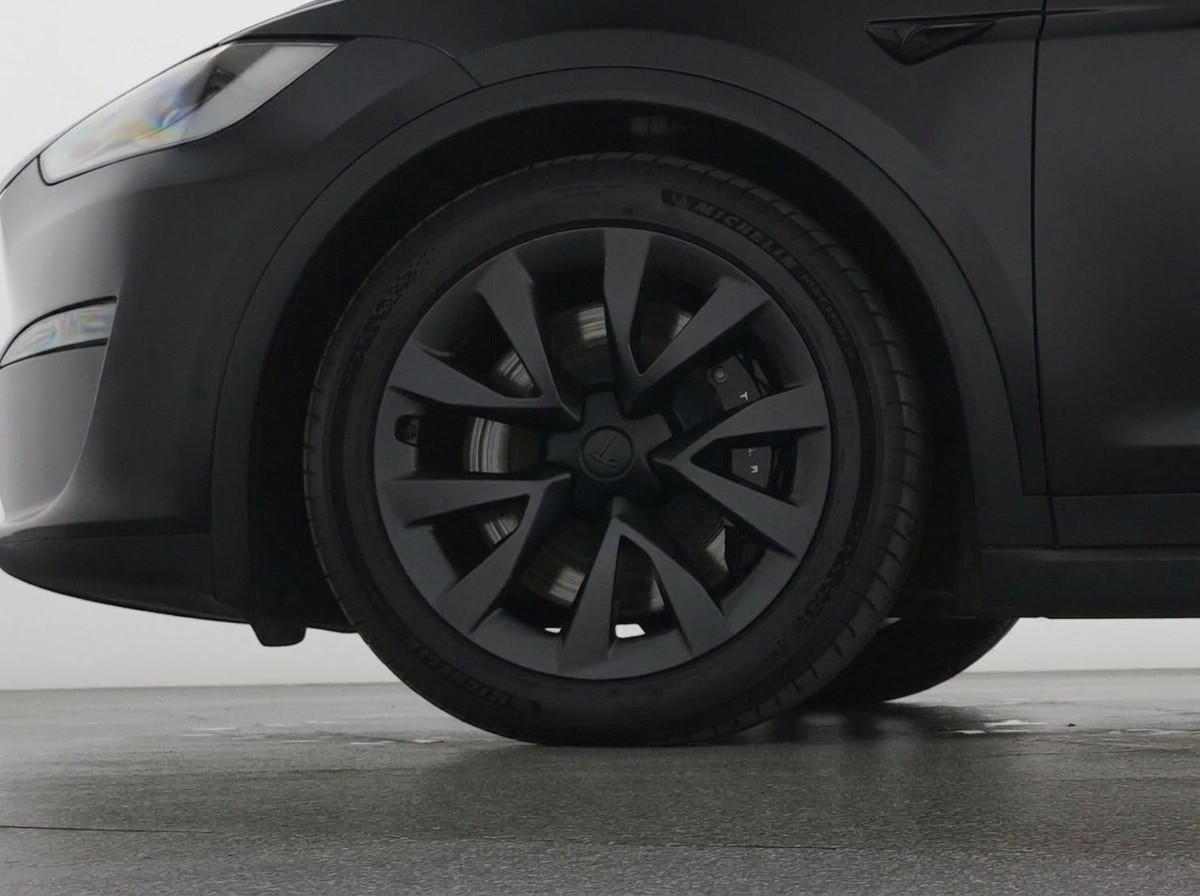 TESLA Model X 100kWh Palladium-image-1