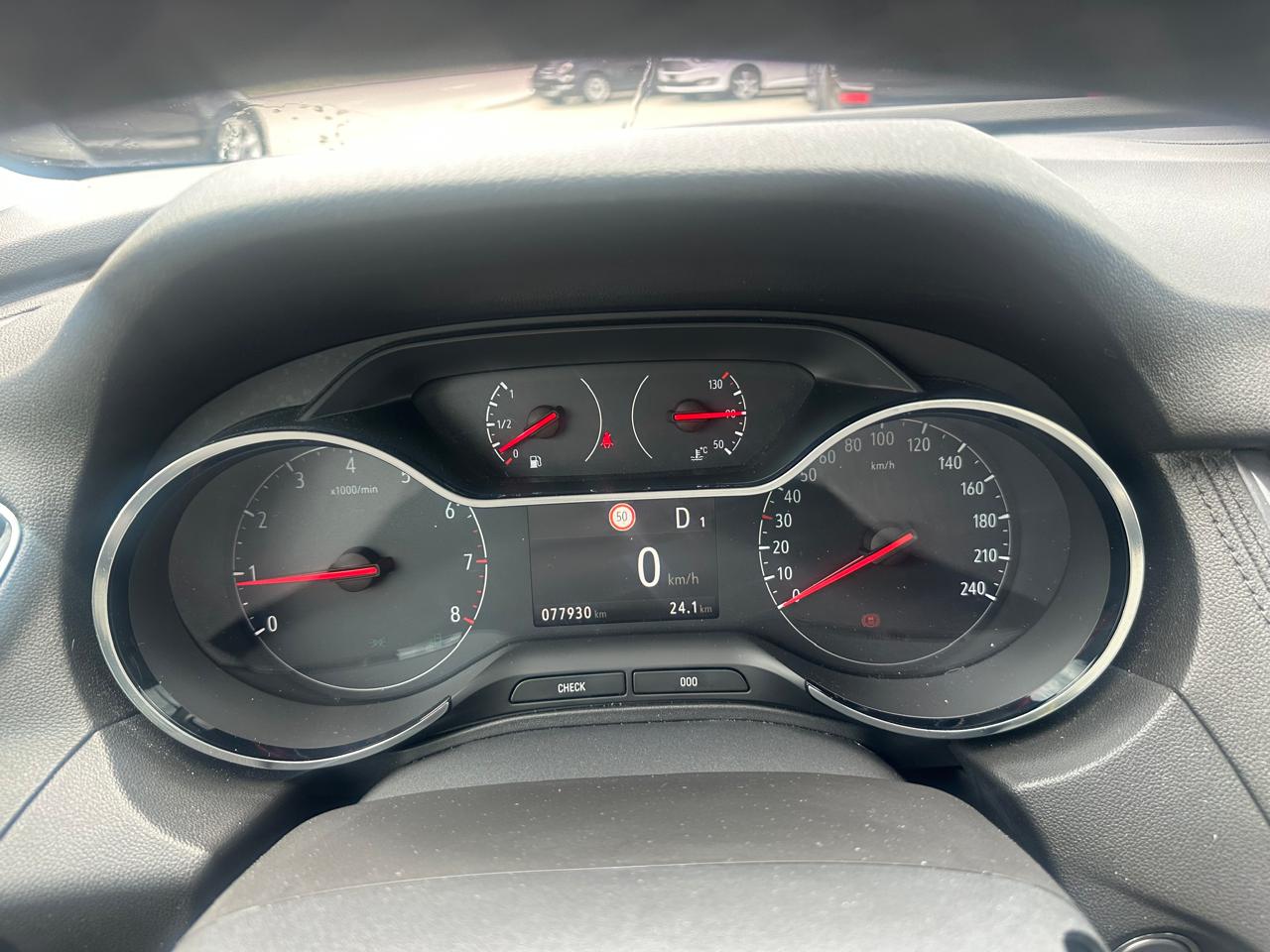 OPEL Grandland X 1.2i TP Ultimate Automatik-image-8