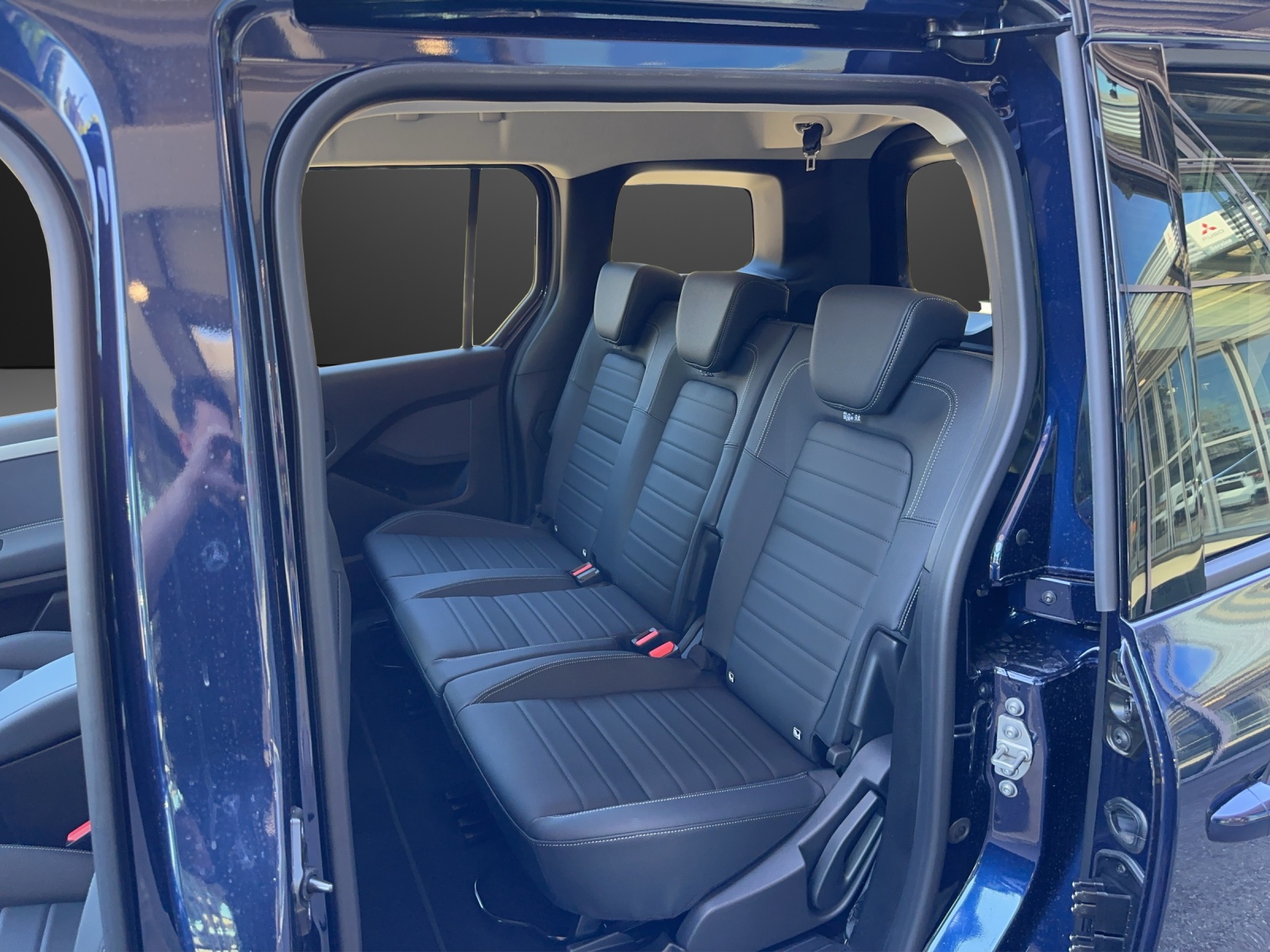 MERCEDES-BENZ EQT 45kWh Premium Plus-image-8