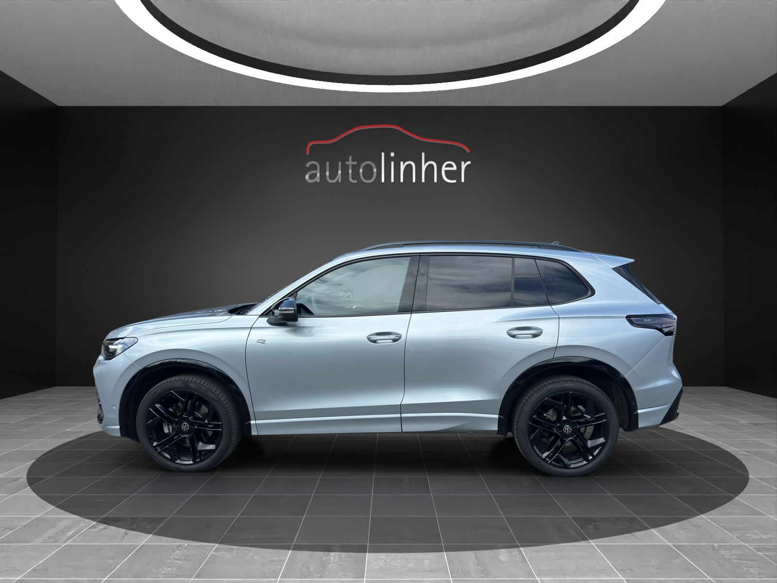 VW Tiguan 2.0 TDI SCR R-Line 4Motion DSG-image-1