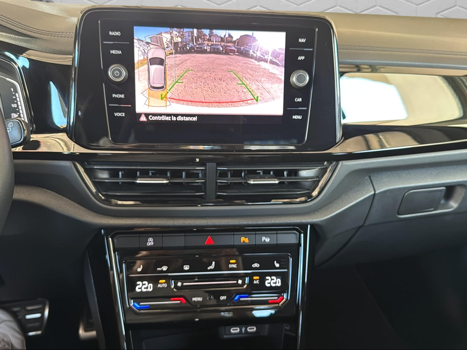VW T-Roc 2.0 TSI R-Line DSG 4Motion-image-19