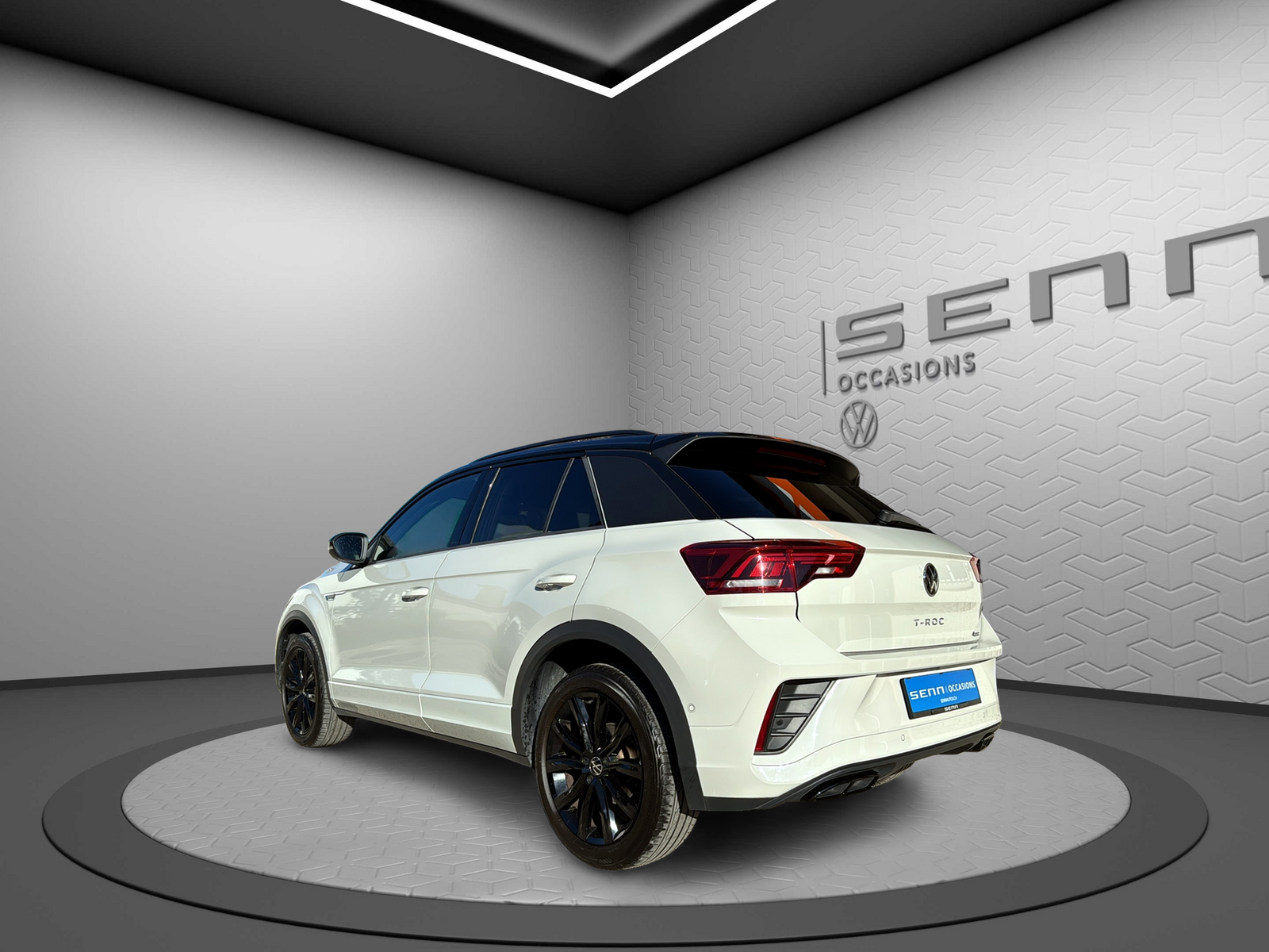 VW T-Roc 2.0 TSI R-Line DSG 4Motion-image-3