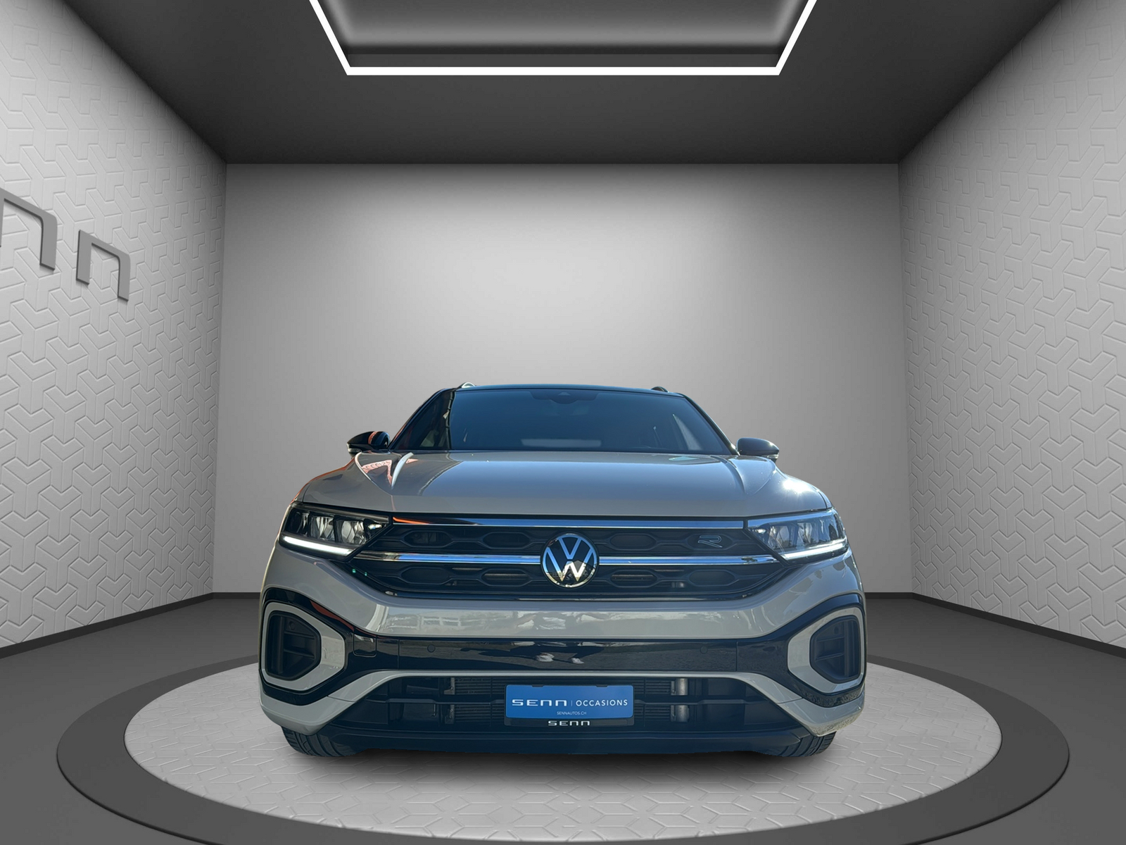 VW T-Roc 2.0 TSI R-Line DSG 4Motion-image-1