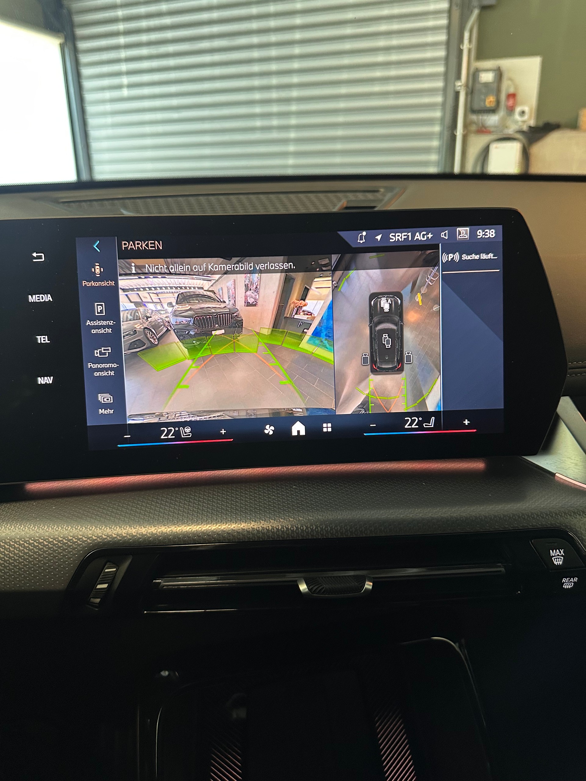 BMW X1 30e xDrive paddles-image-17