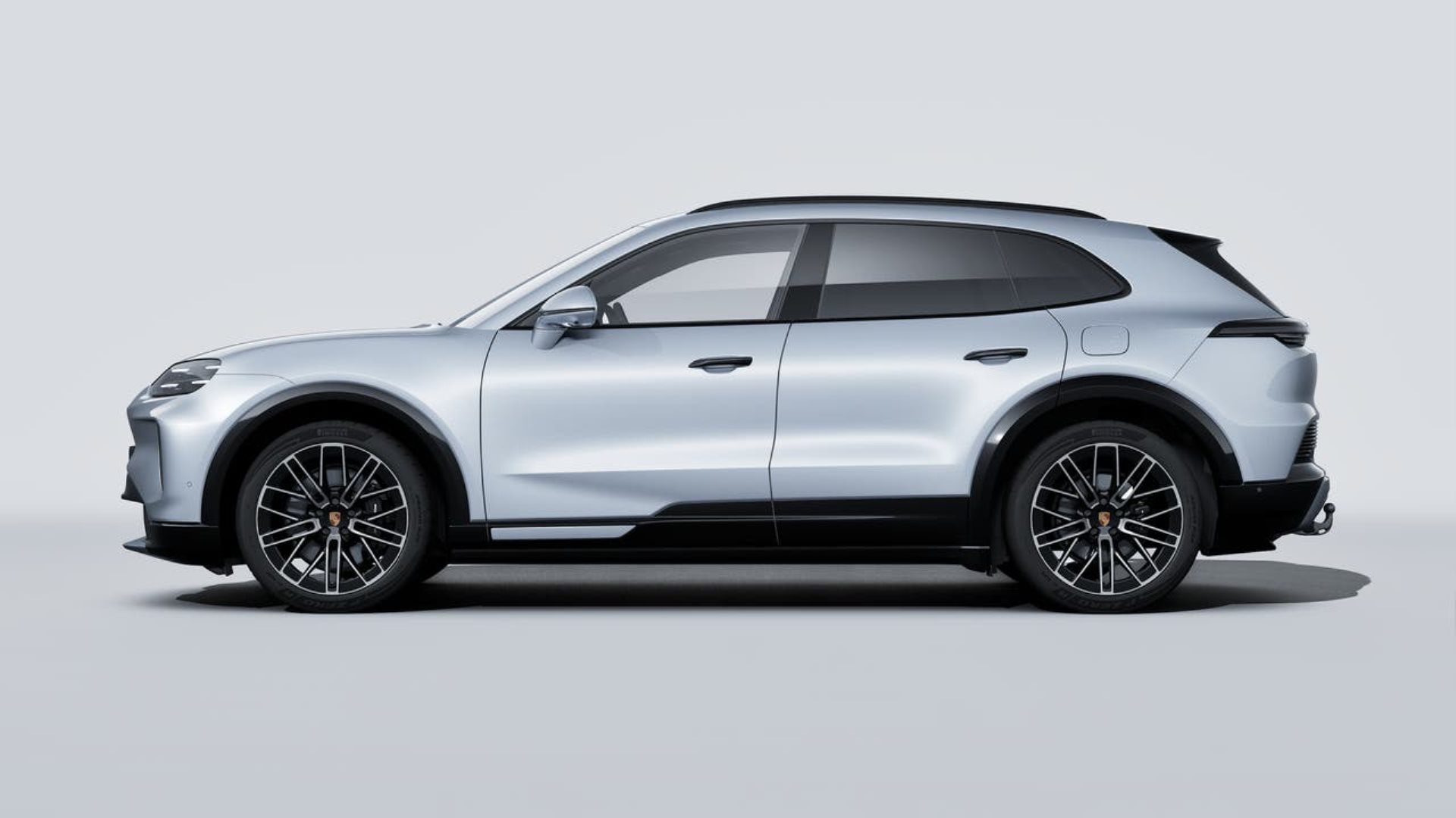 PORSCHE Cayenne S Electric-image-1