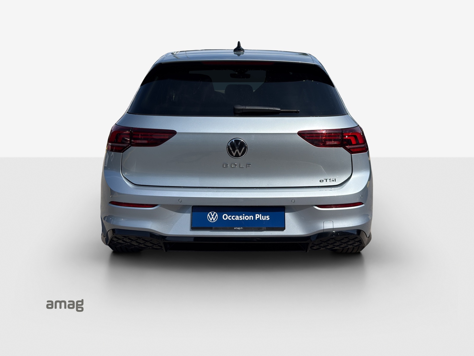 VW Golf 1.5 e TSI mHEV R-Line DSG-image-3