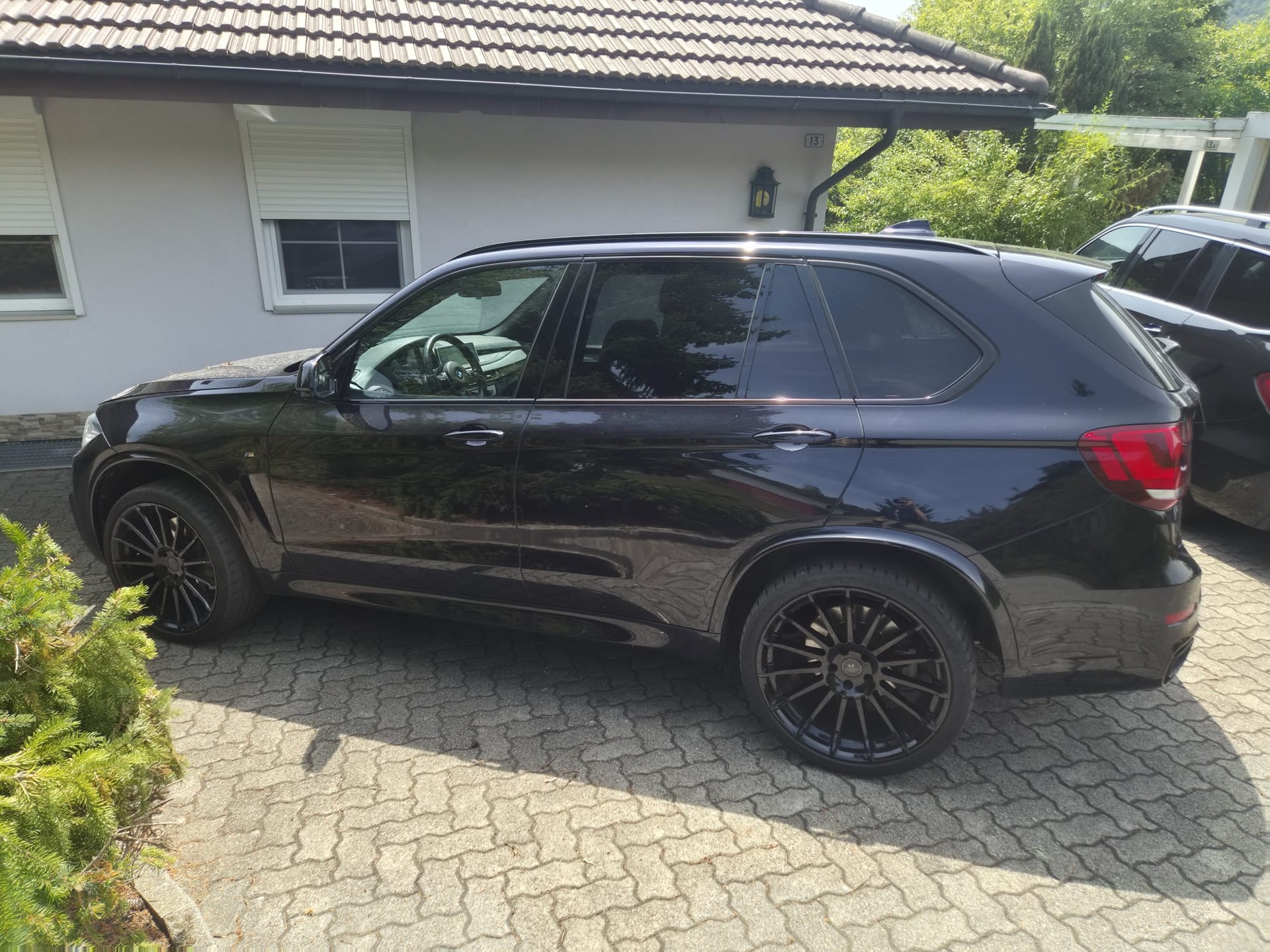 BMW X5 xDrive M50d Steptronic-image-3