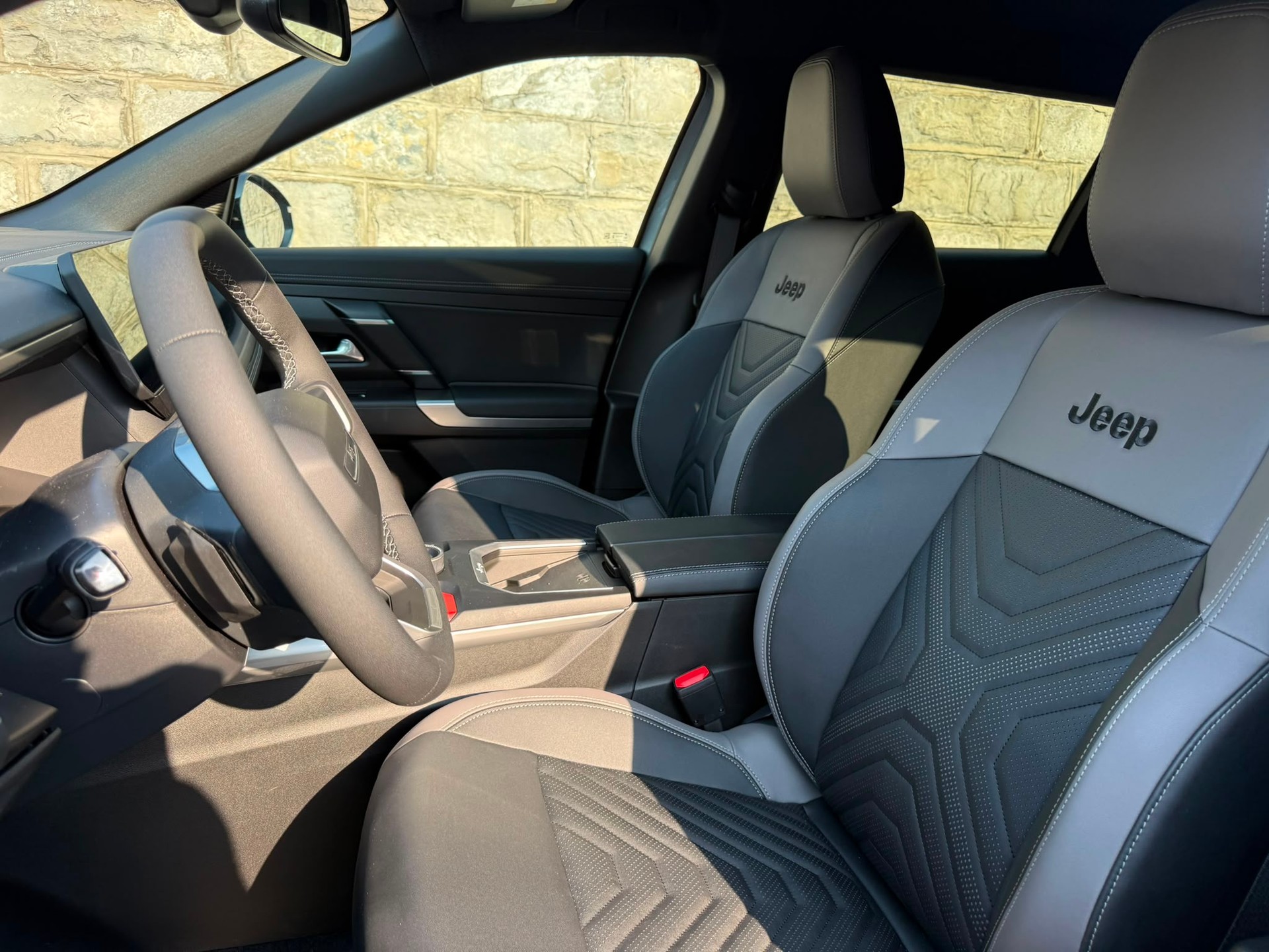 JEEP Compass 1.2 T e-Hybrid First Edition-image-8