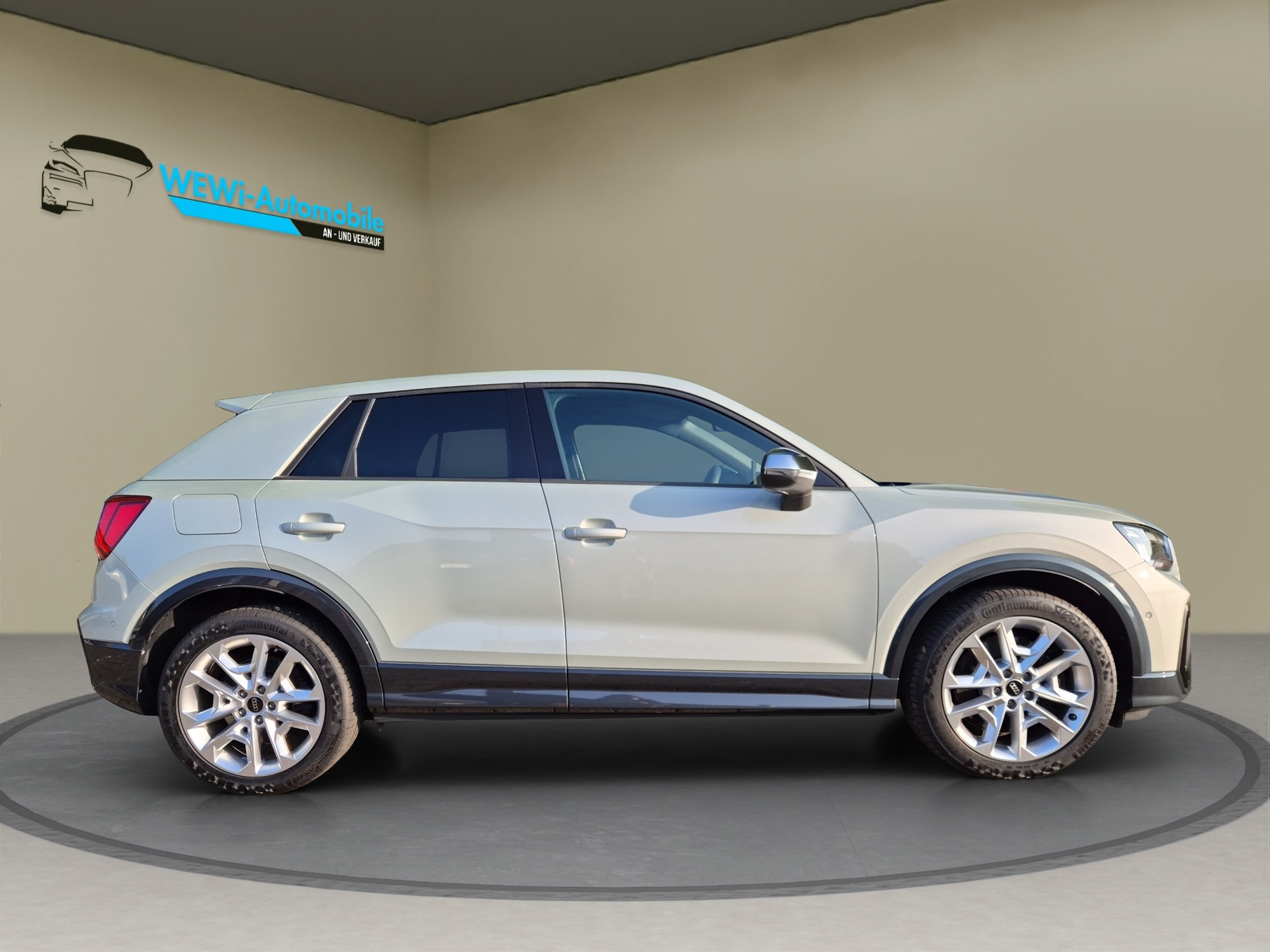 AUDI SQ2 TFSI quattro S-tronic-image-7