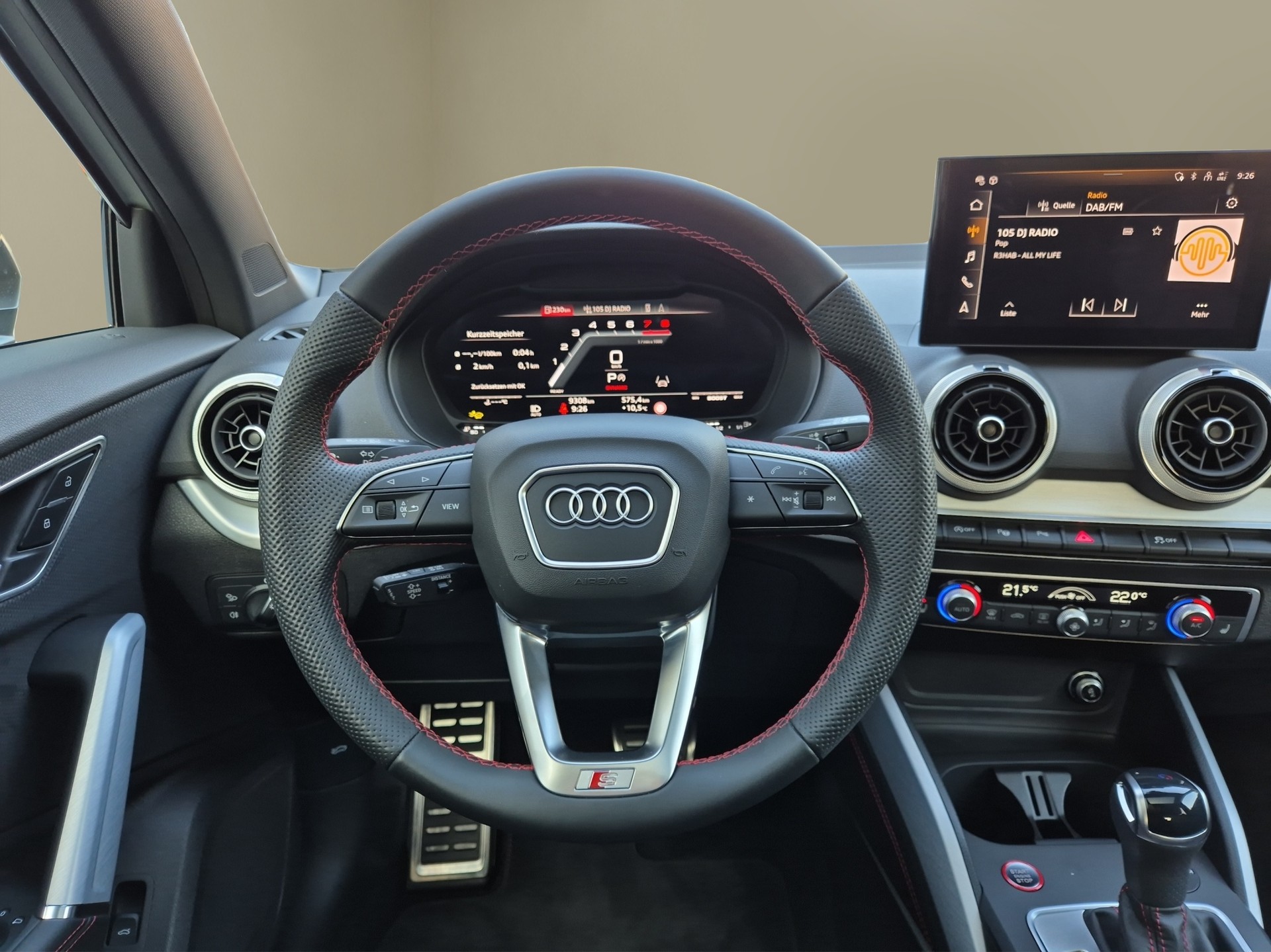 AUDI SQ2 TFSI quattro S-tronic-image-11
