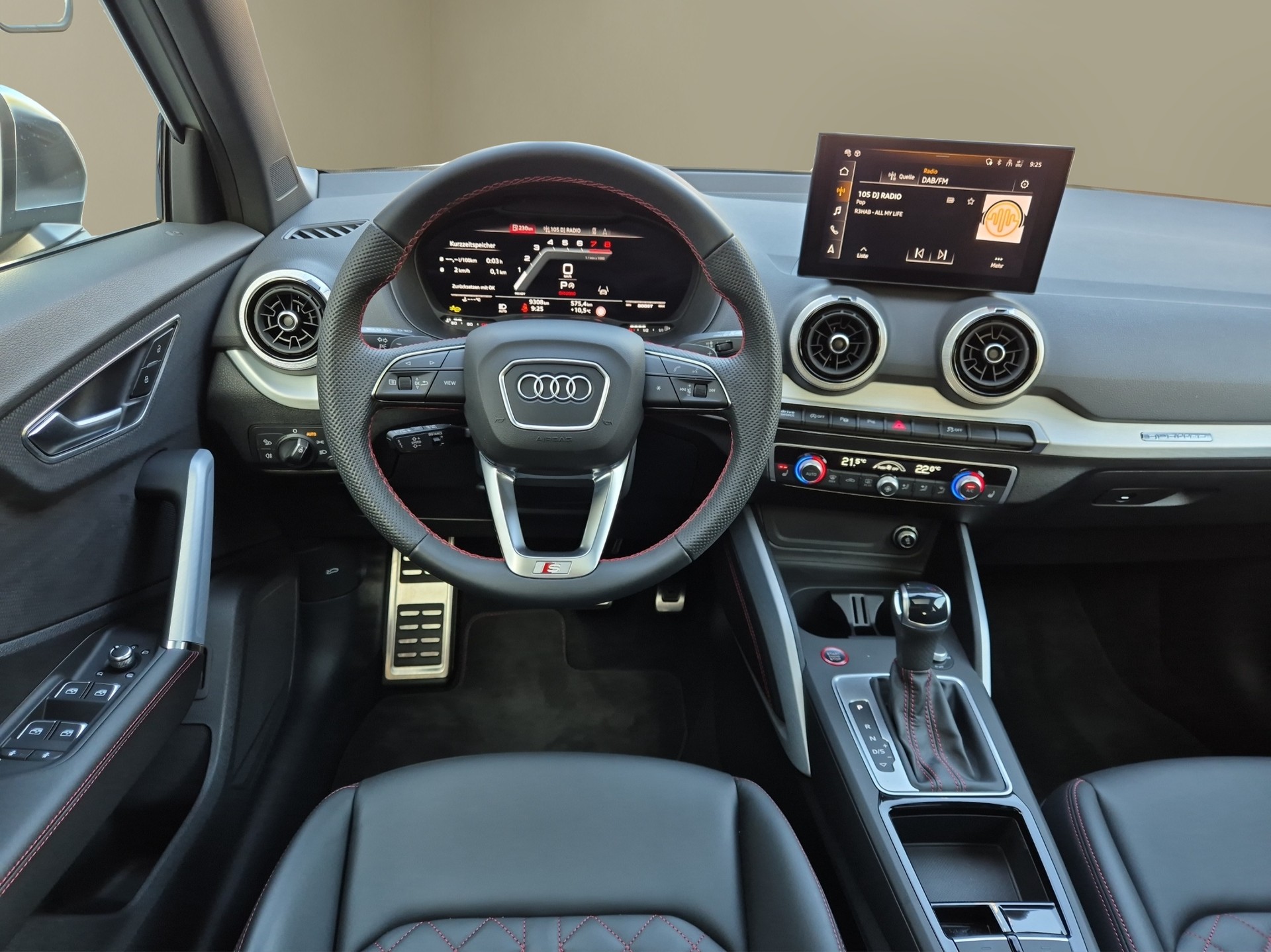 AUDI SQ2 TFSI quattro S-tronic-image-10