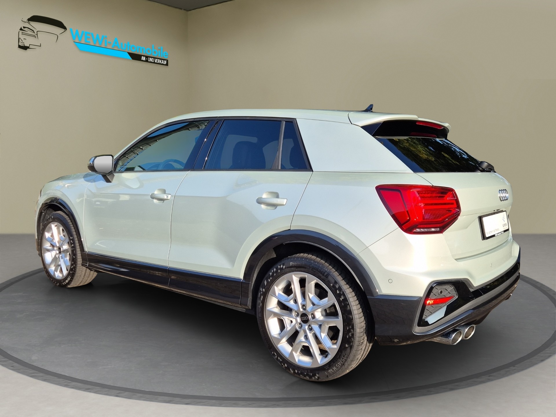 AUDI SQ2 TFSI quattro S-tronic-image-4