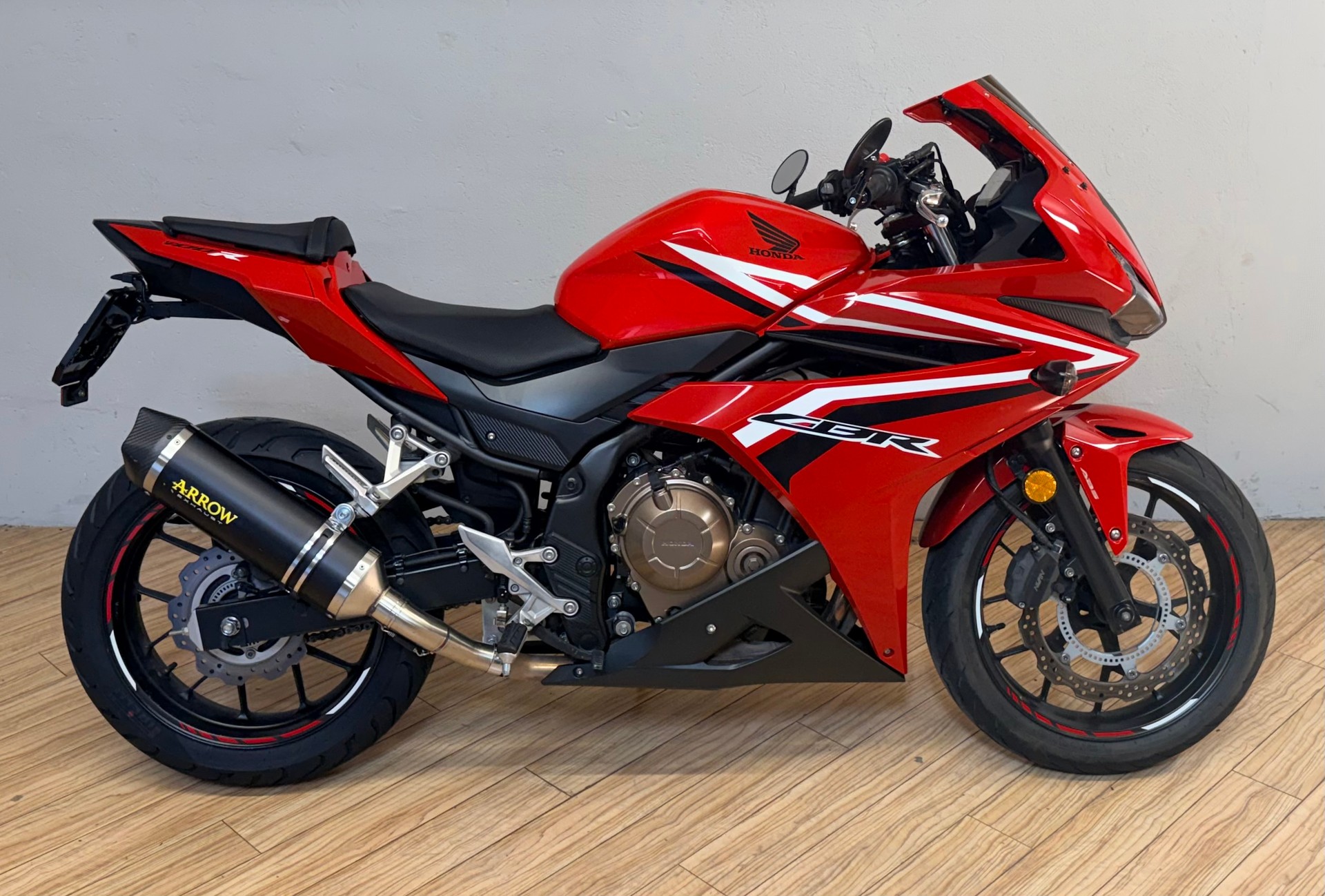 HONDA CBR 500 RA ABS (35kW)-showroom-element-1