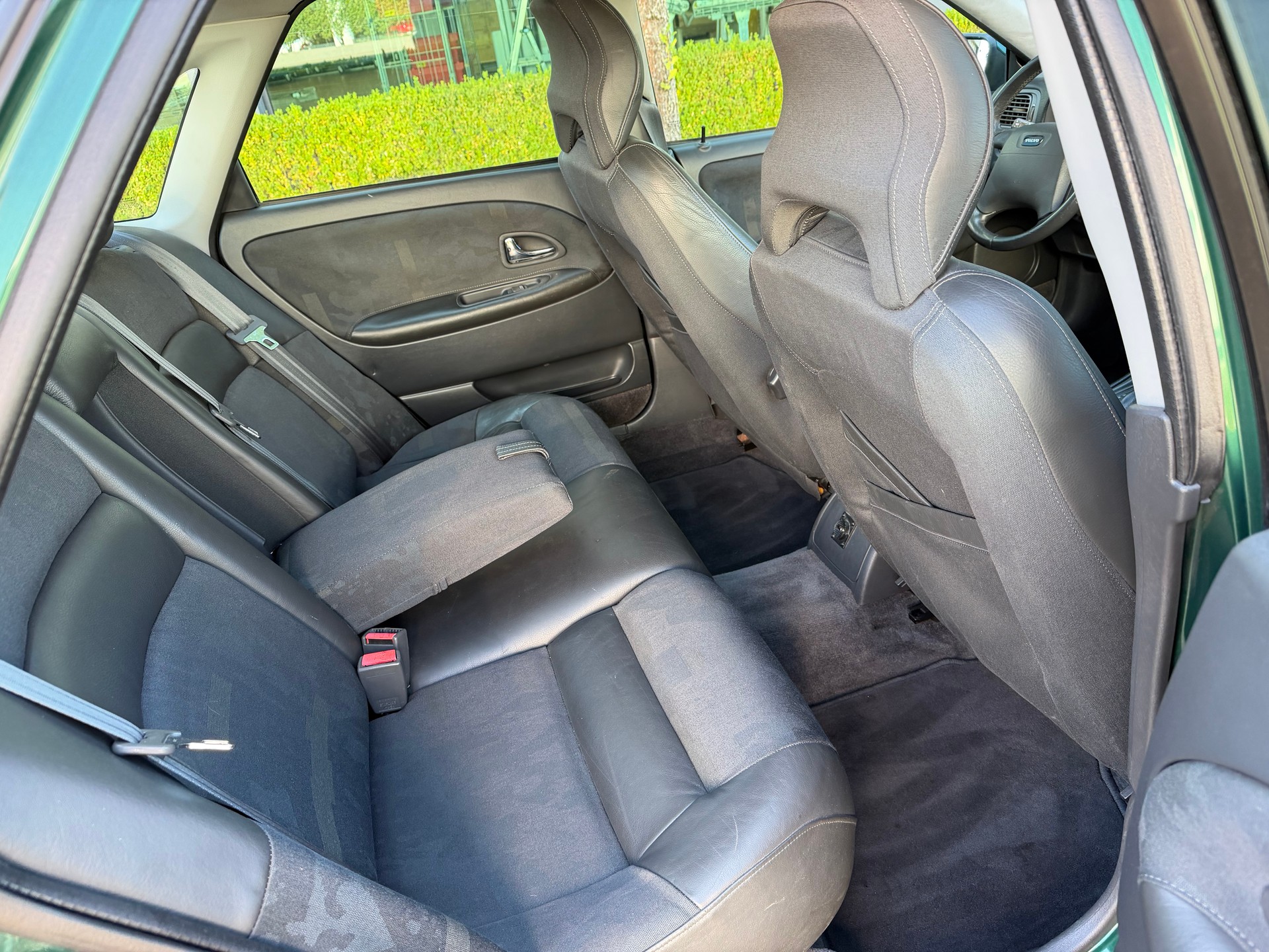 VOLVO S40 2.0-image-11