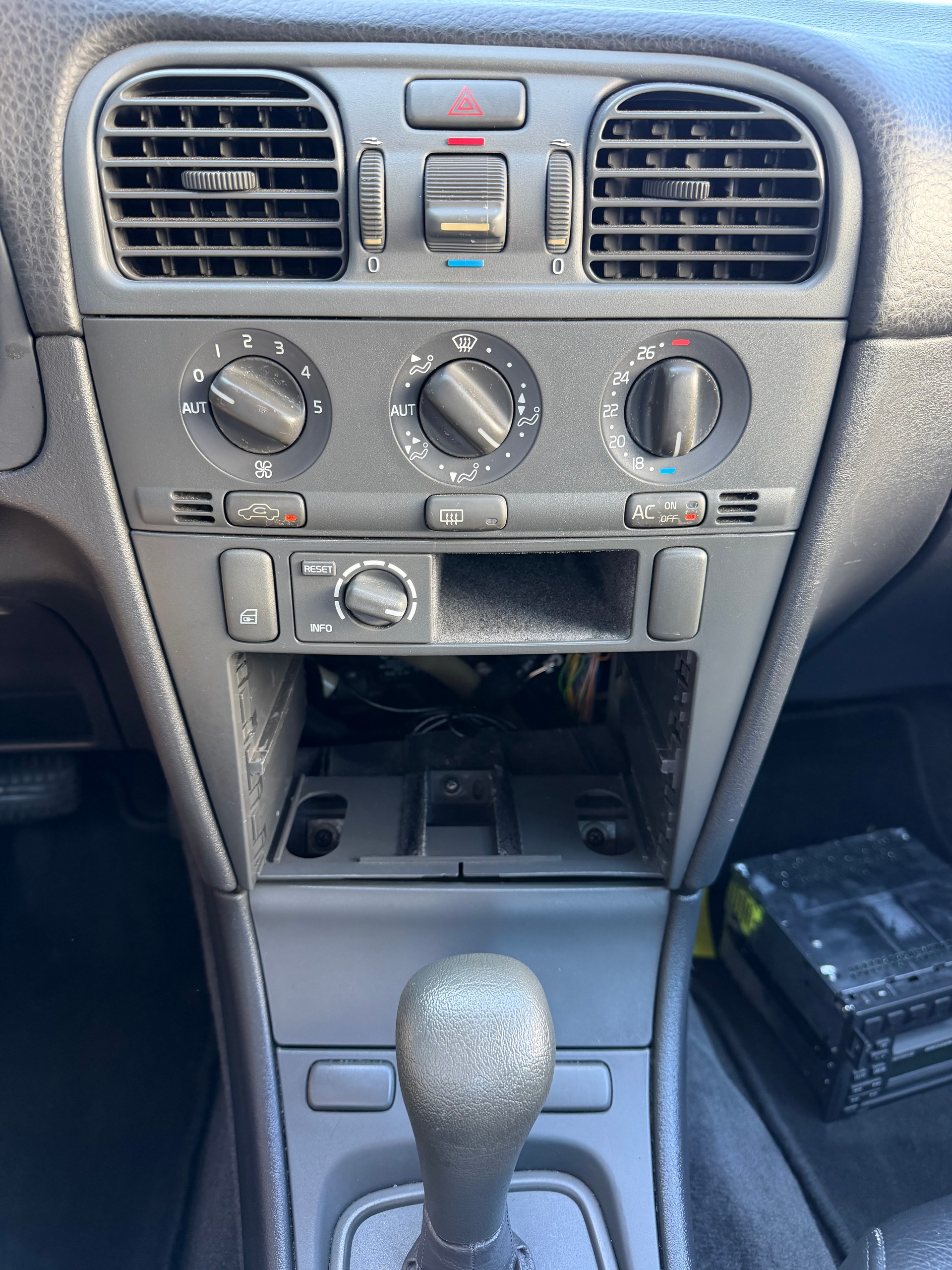 VOLVO S40 2.0-image-20