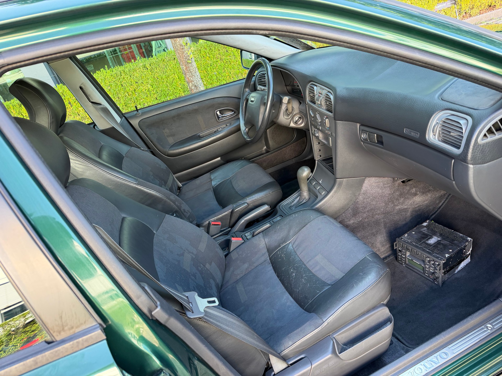 VOLVO S40 2.0-image-13