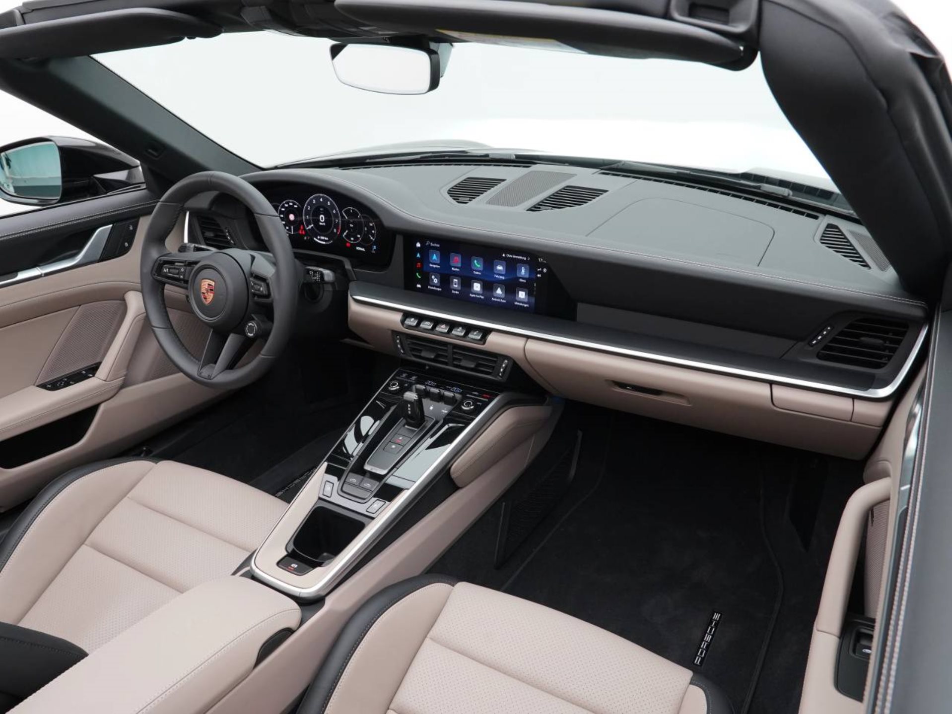 PORSCHE 911 Targa 4S-image-23