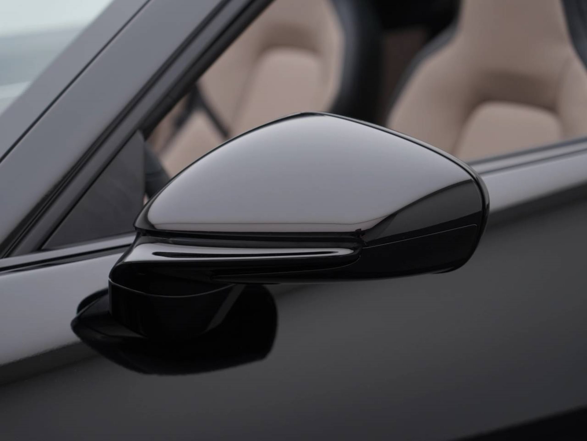 PORSCHE 911 Targa 4S-image-11