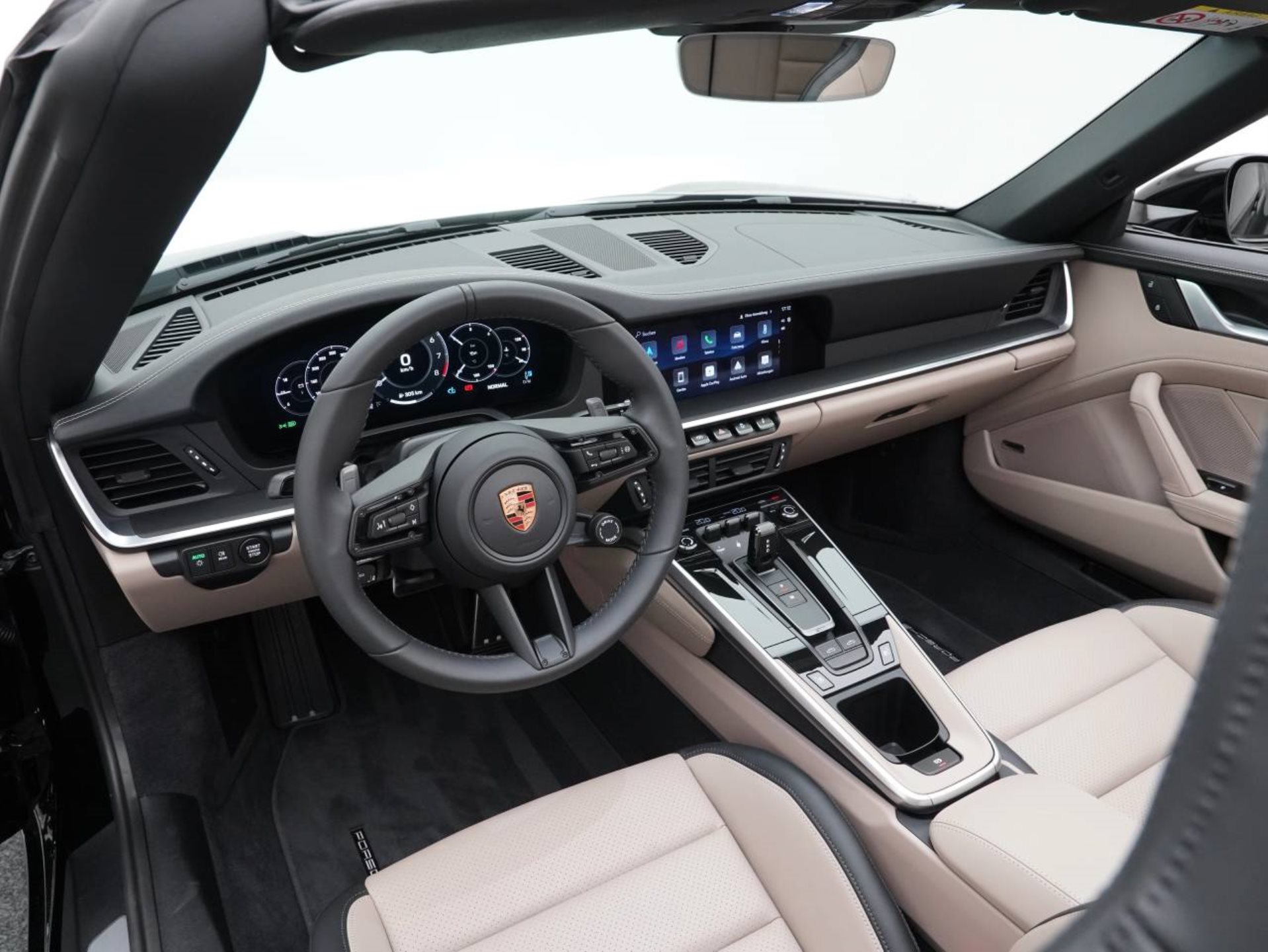 PORSCHE 911 Targa 4S-image-14