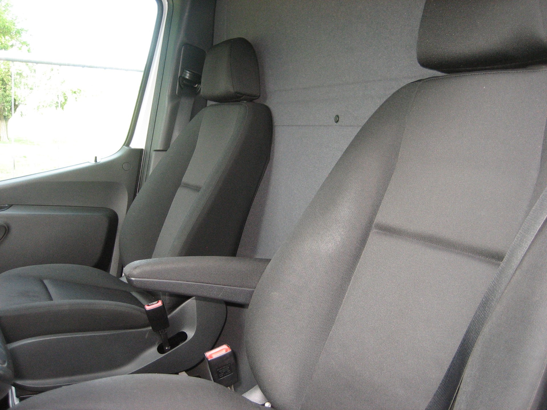MERCEDES-BENZ Sprinter 319 CDI Lang 9G-TRONIC 4x4-image-5