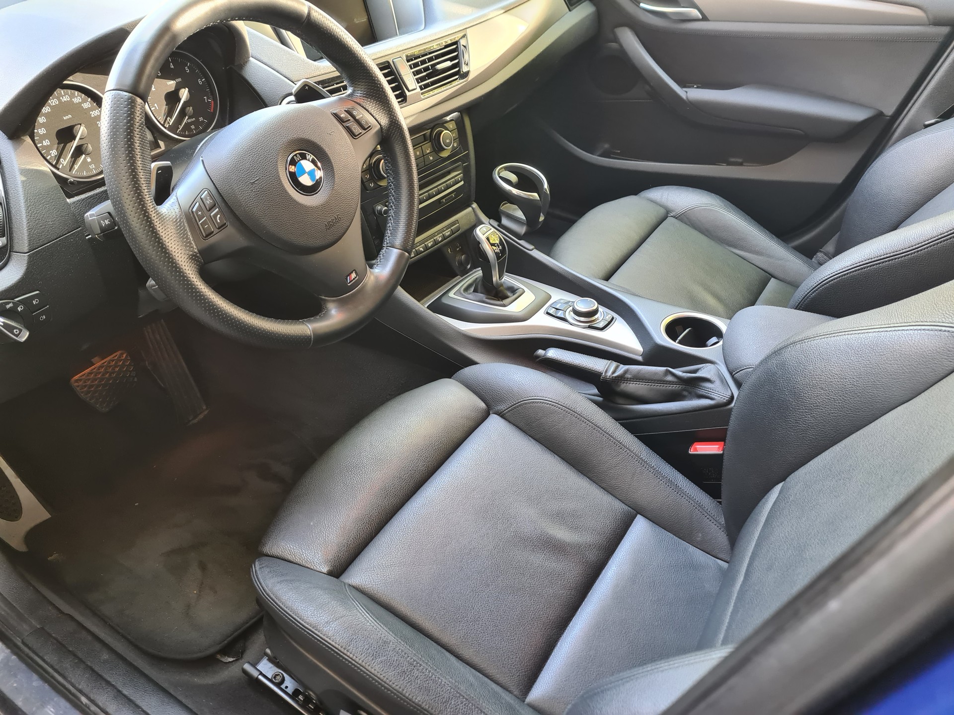 BMW X1 xDrive 28i Sport Line Steptronic-image-3