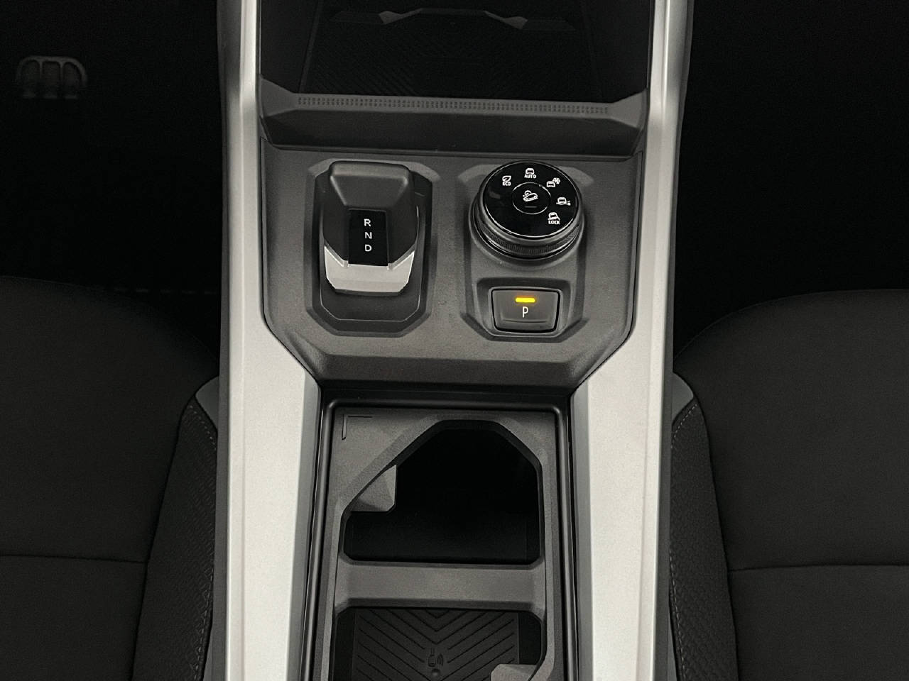 DACIA Bigster 1.2 Hybrid Extreme 4WD-image-13