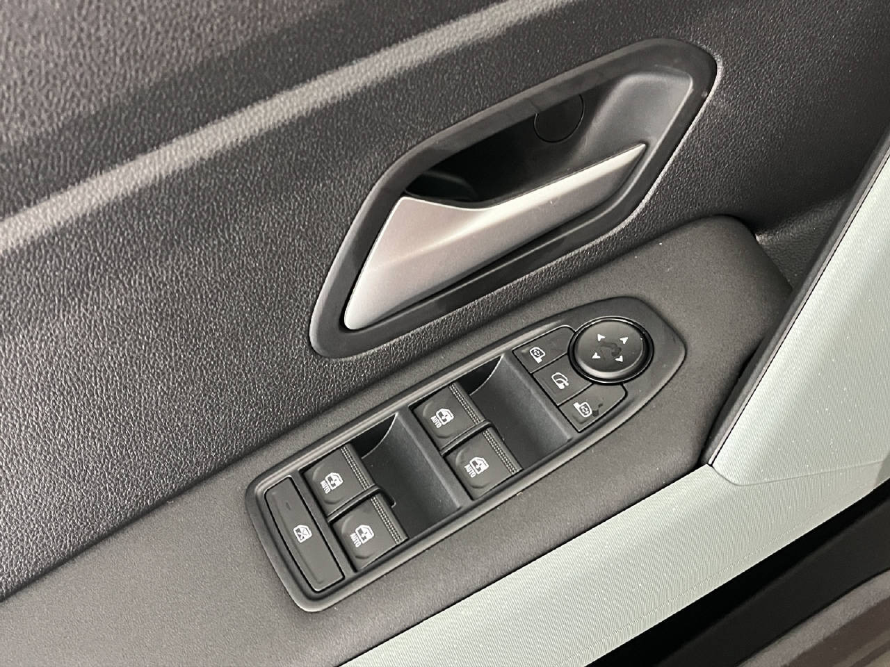 DACIA Bigster 1.2 Hybrid Extreme 4WD-image-14
