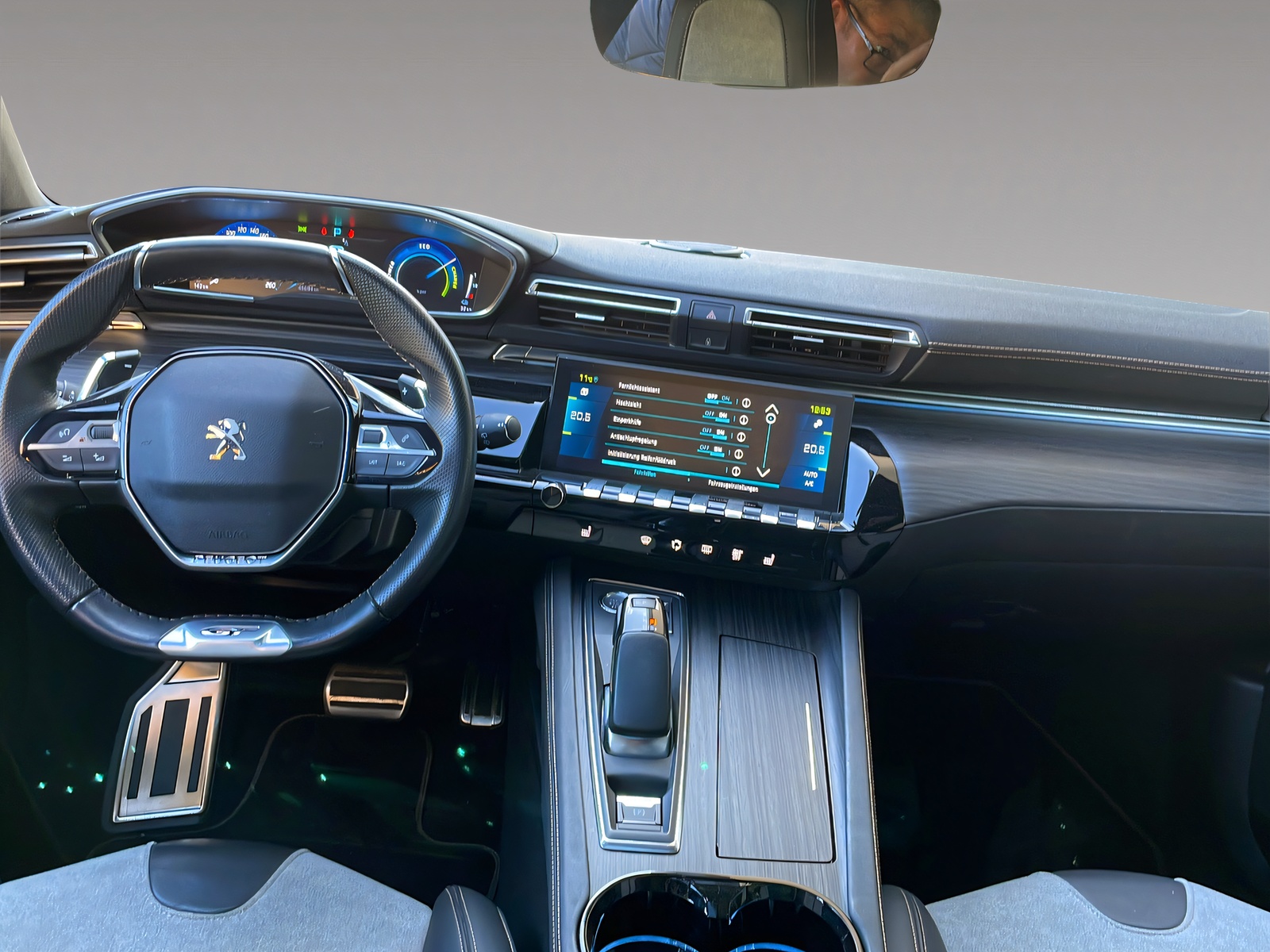 PEUGEOT 508 SW 1.6 Plug-in Hybrid GT-image-8