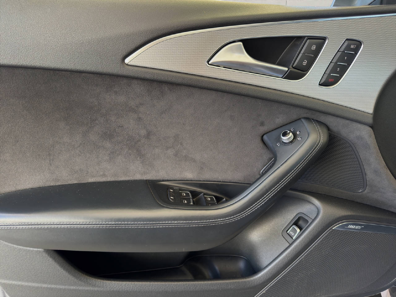 AUDI A6 Avant 3.0 V6 TFSI quattro S-Tr.-image-17