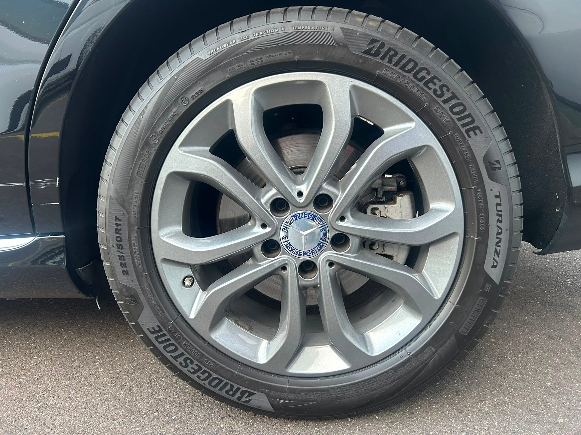 MERCEDES-BENZ C 250 BlueTEC Avantgarde 4Matic 7G-Tronic-image-14