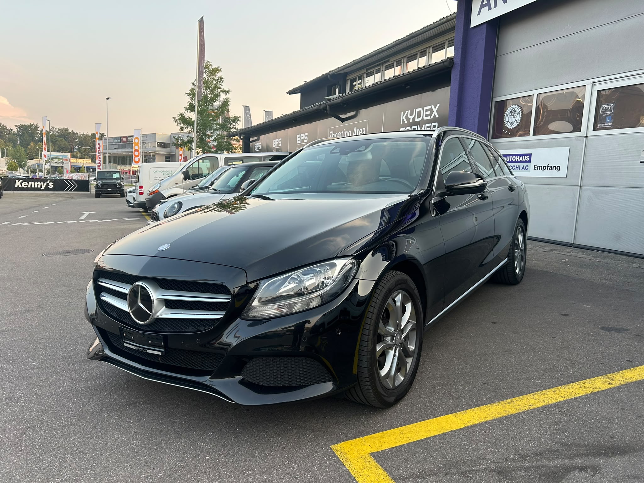 Car photo