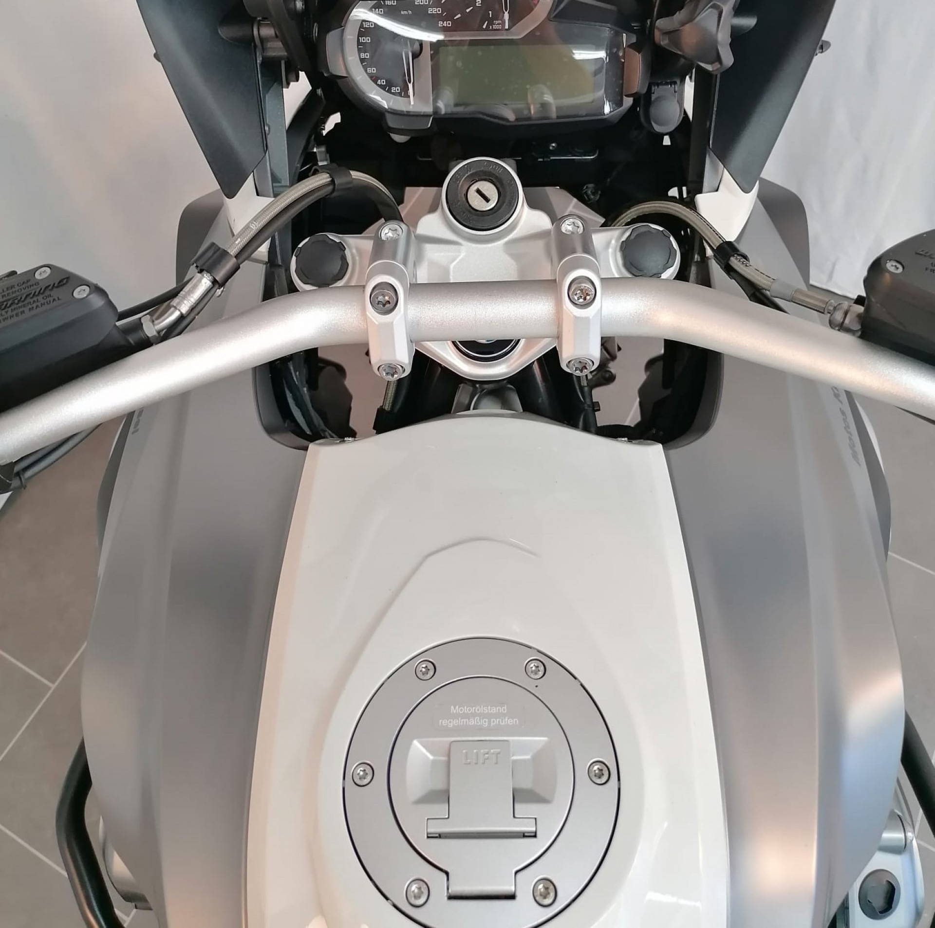 BMW R 1200 GS-image-4
