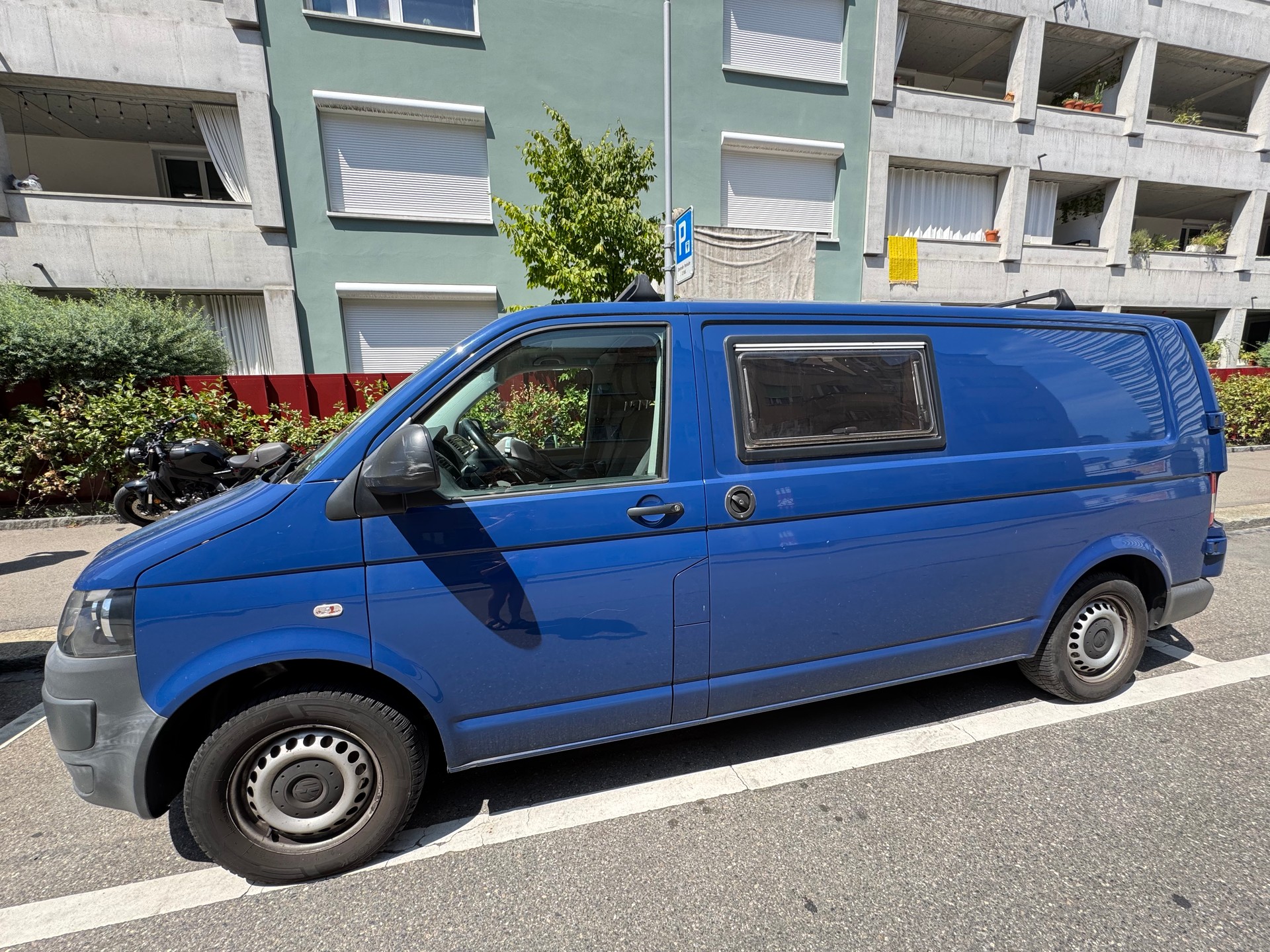 VW Volkswagen T5 Transporter Kasten LR (7EH112)-image-7