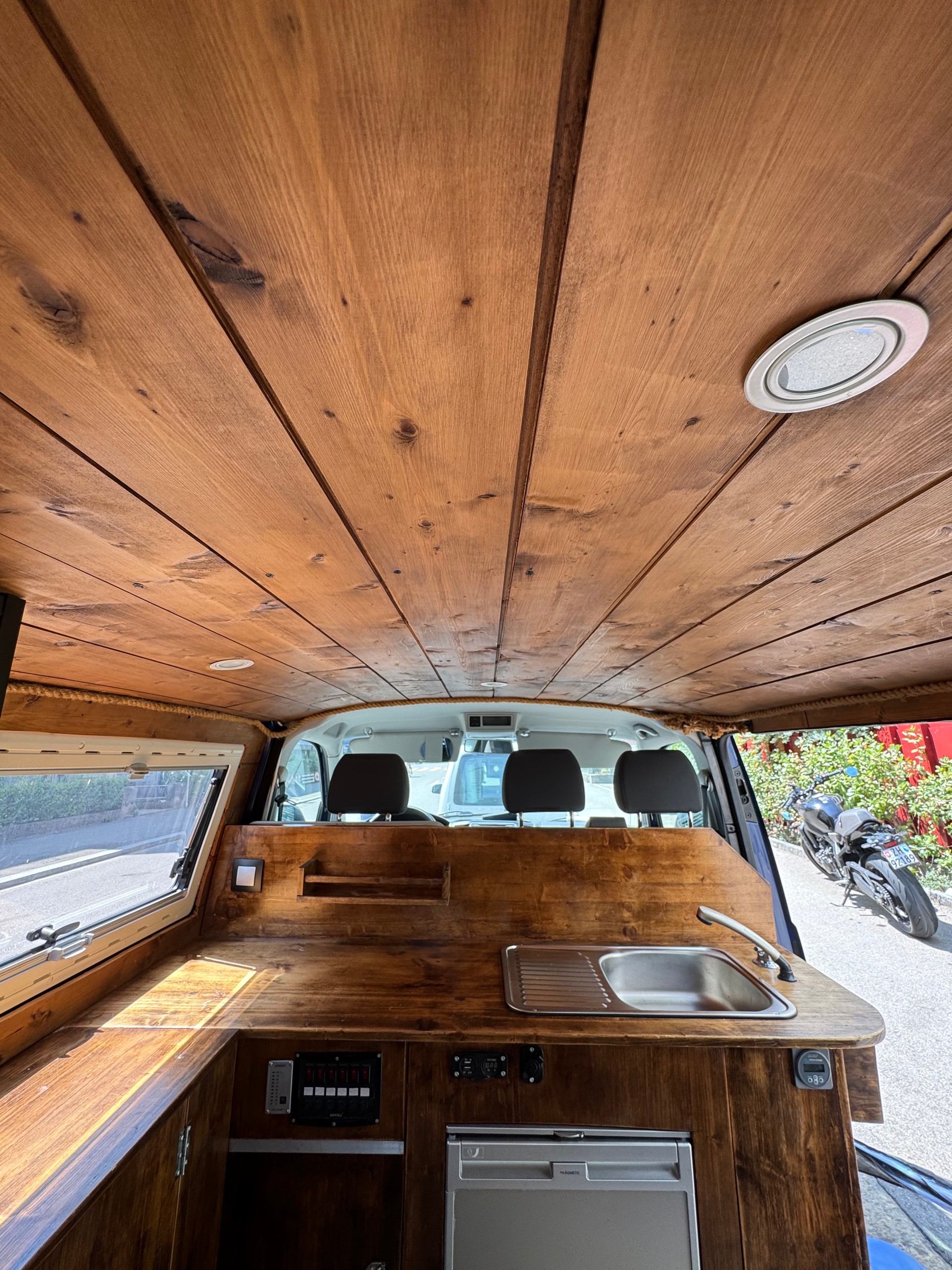 VW Volkswagen T5 Transporter Kasten LR (7EH112)-image-4