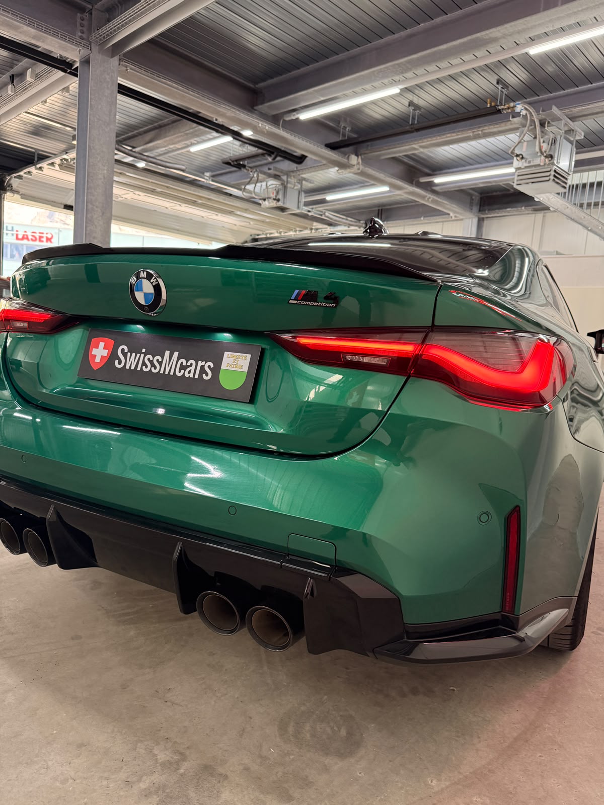 BMW M4 Coupé Competition-image-9