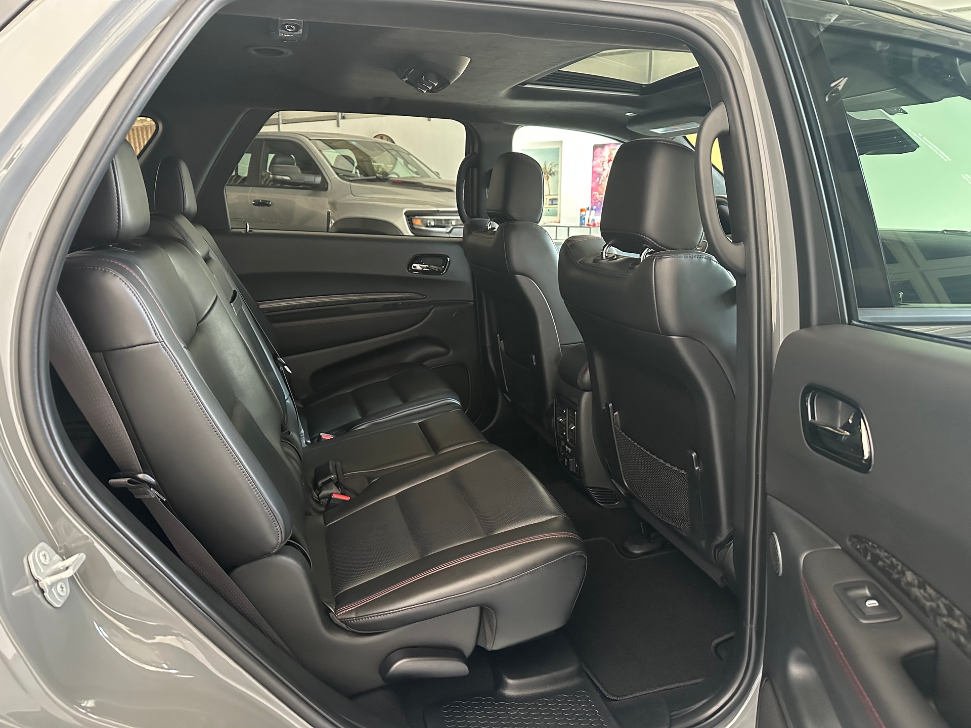 DODGE Durango R/T Premium-image-5