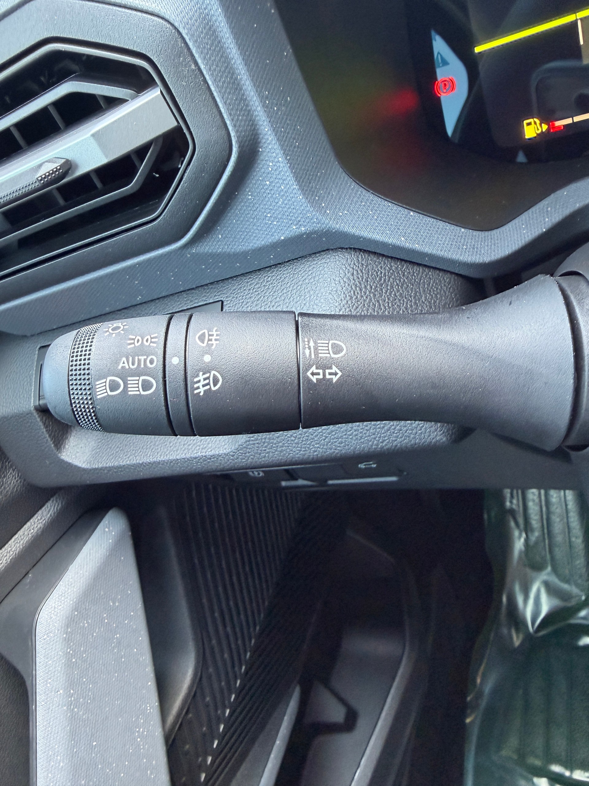 DACIA Bigster TCe Hybrid 150 48V Journey 4x4-image-18