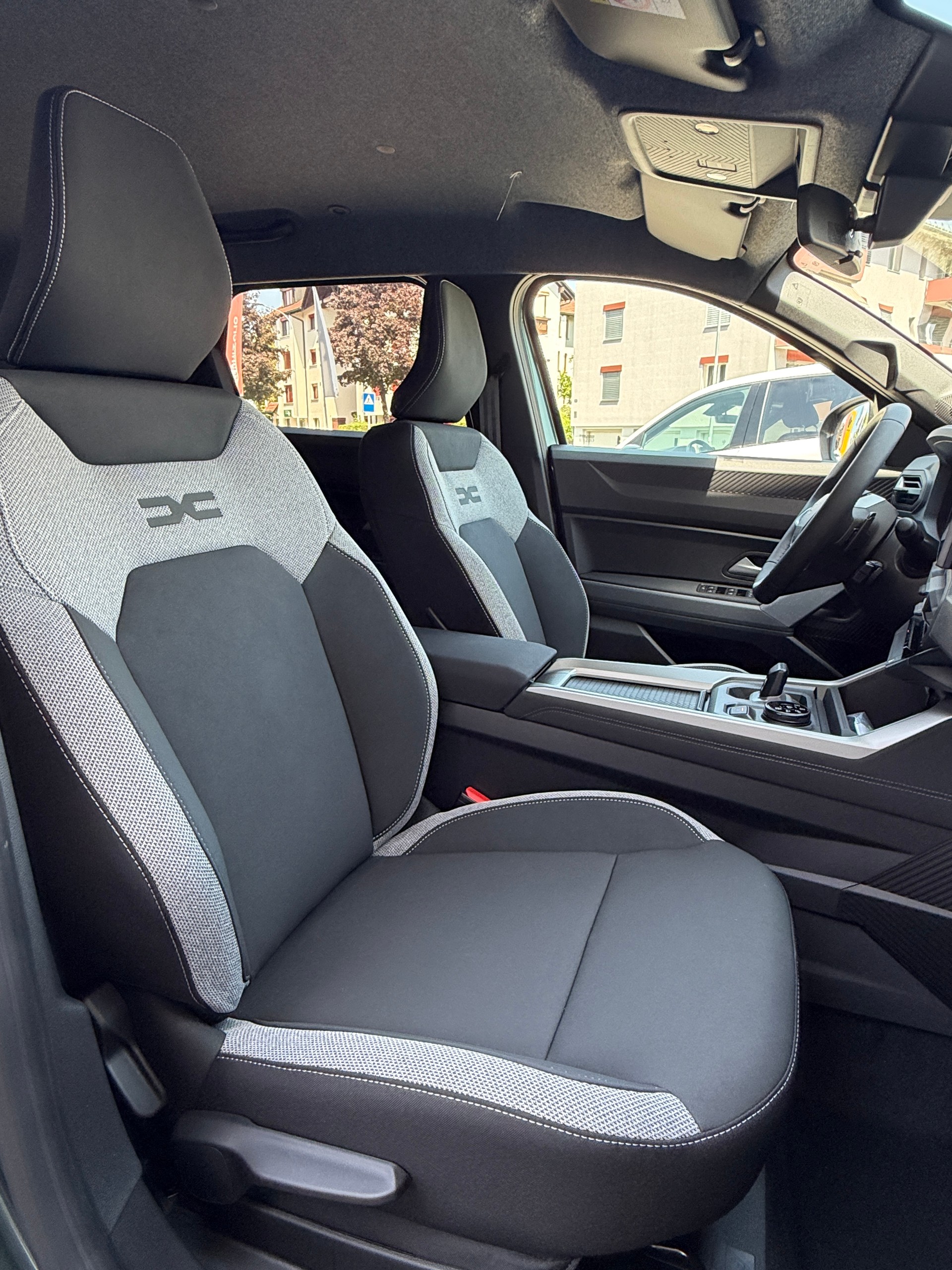 DACIA Bigster TCe Hybrid 150 48V Journey 4x4-image-6