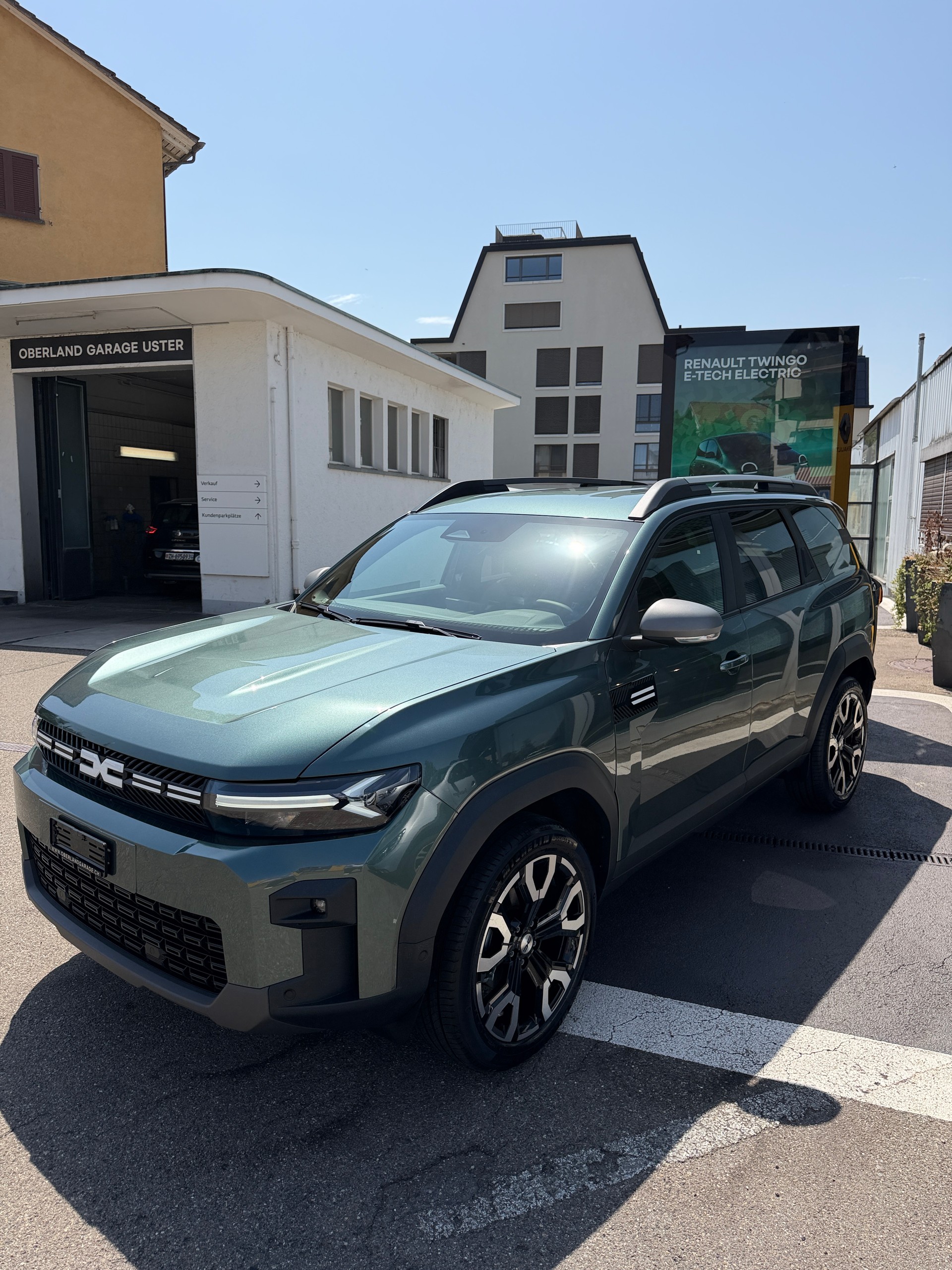 DACIA Bigster TCe Hybrid 150 48V Journey 4x4-showroom-element-2