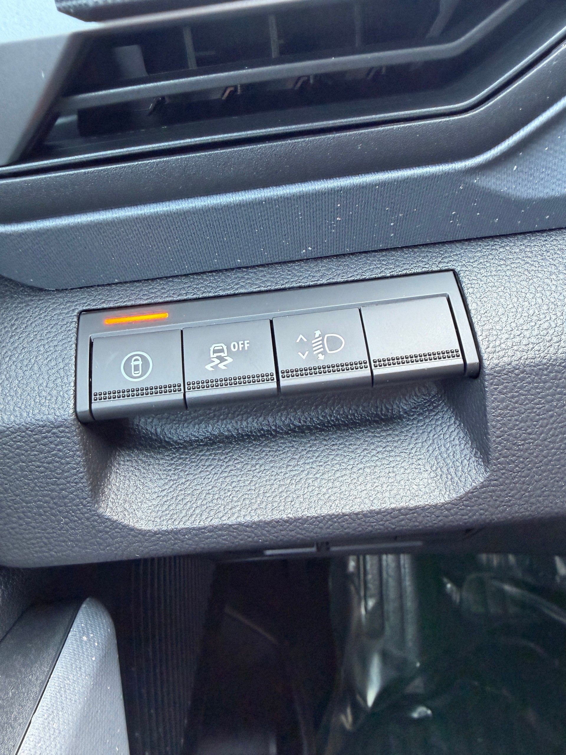 DACIA Bigster TCe Hybrid 150 48V Journey 4x4-image-19